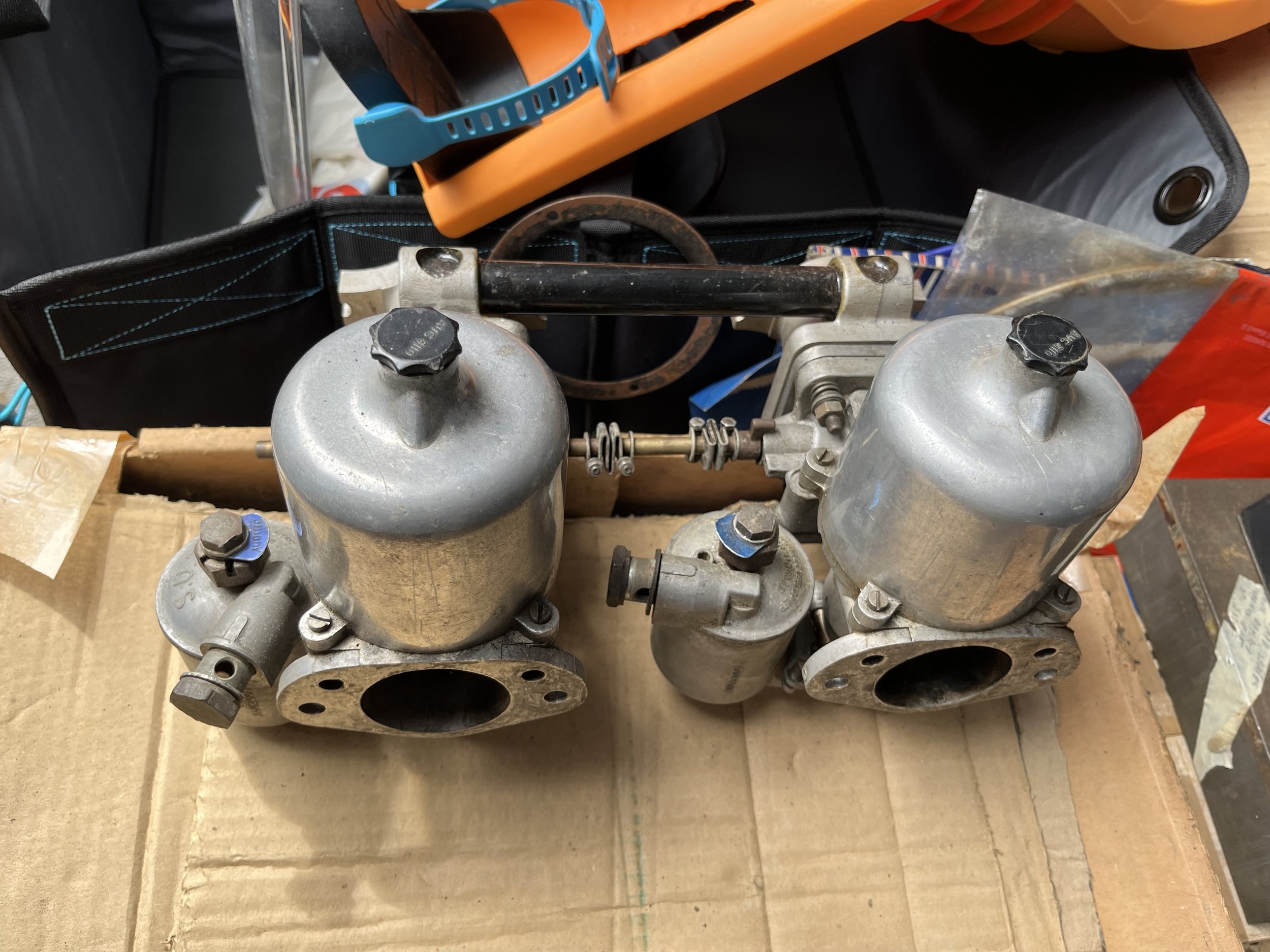 SU Carburettors from MGB 1800