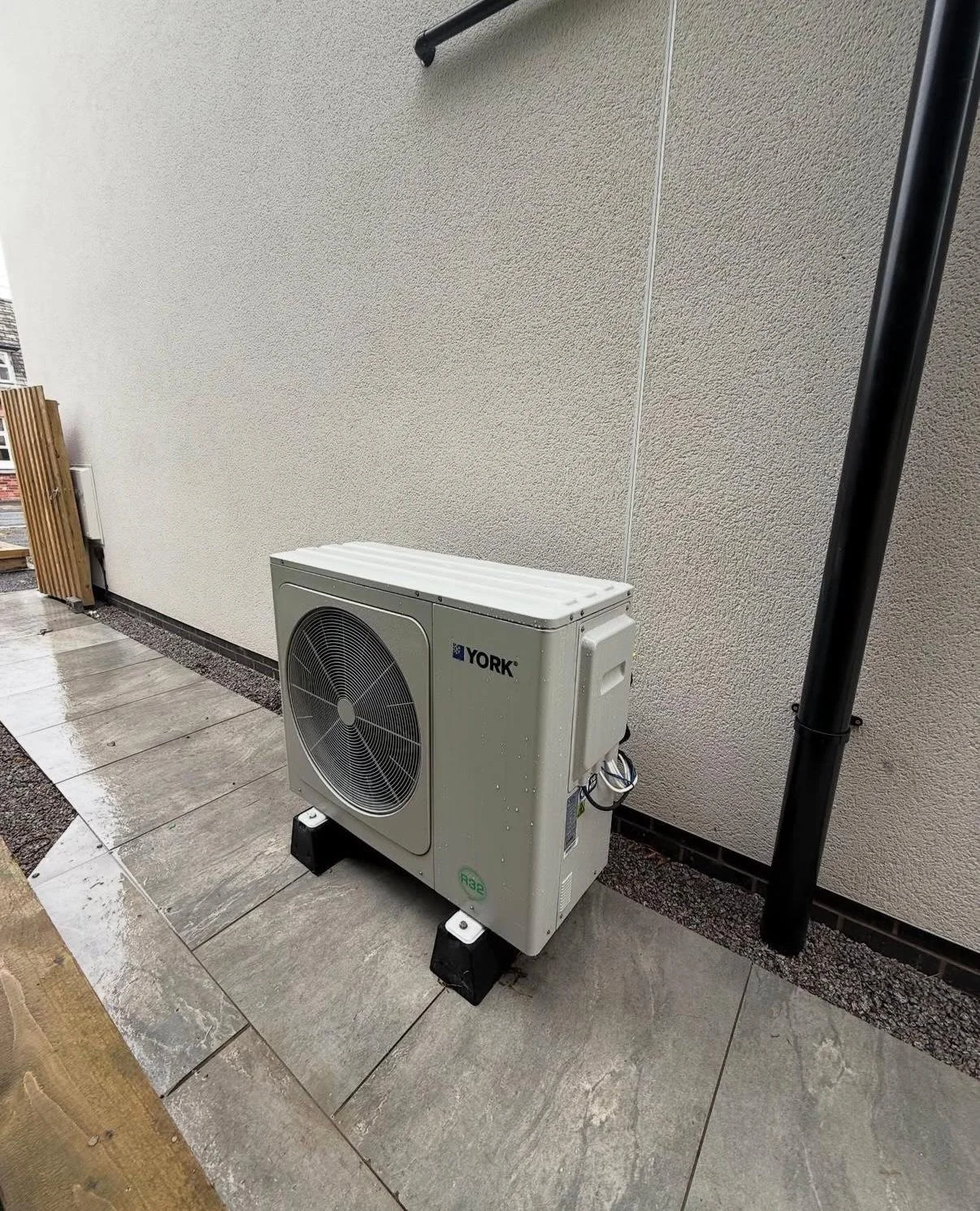 WhatsApp Image 2025-09-25 at 21.44.44.jpeg