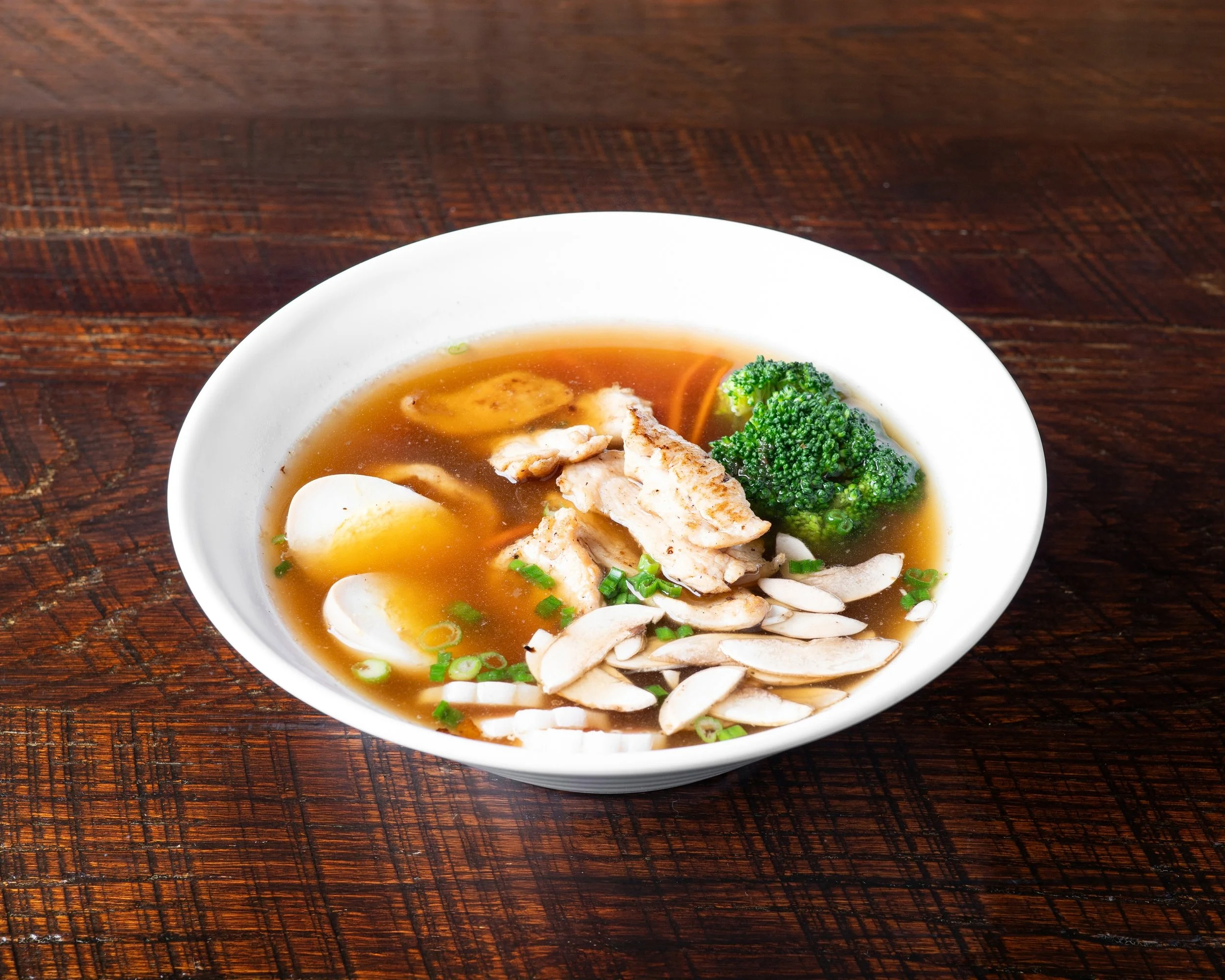 RedMiso_GrilledChickenRamen_C3_1858_2880x2304.jpg