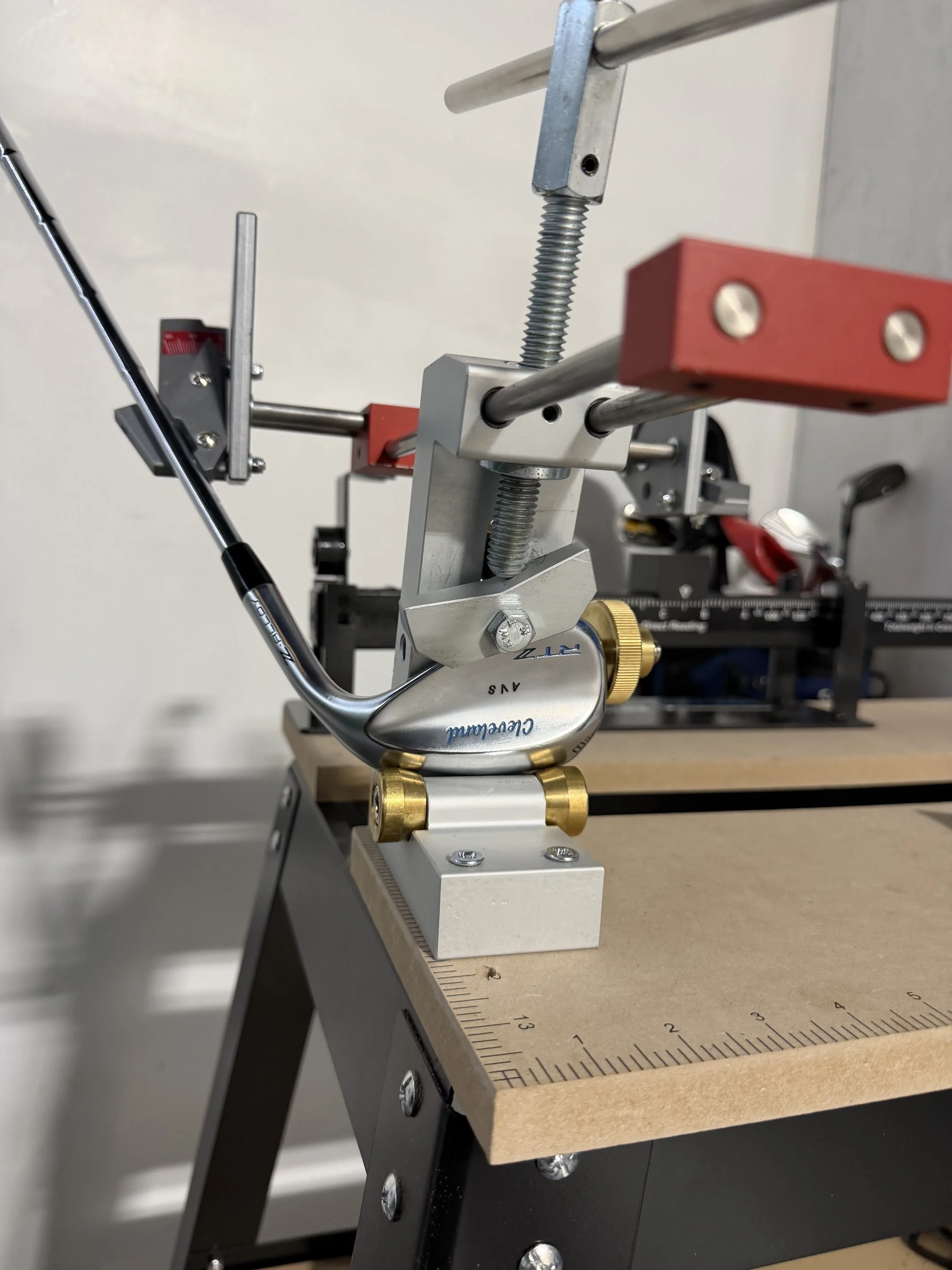 LIVE LIE ANGLE ADJUSTMENT