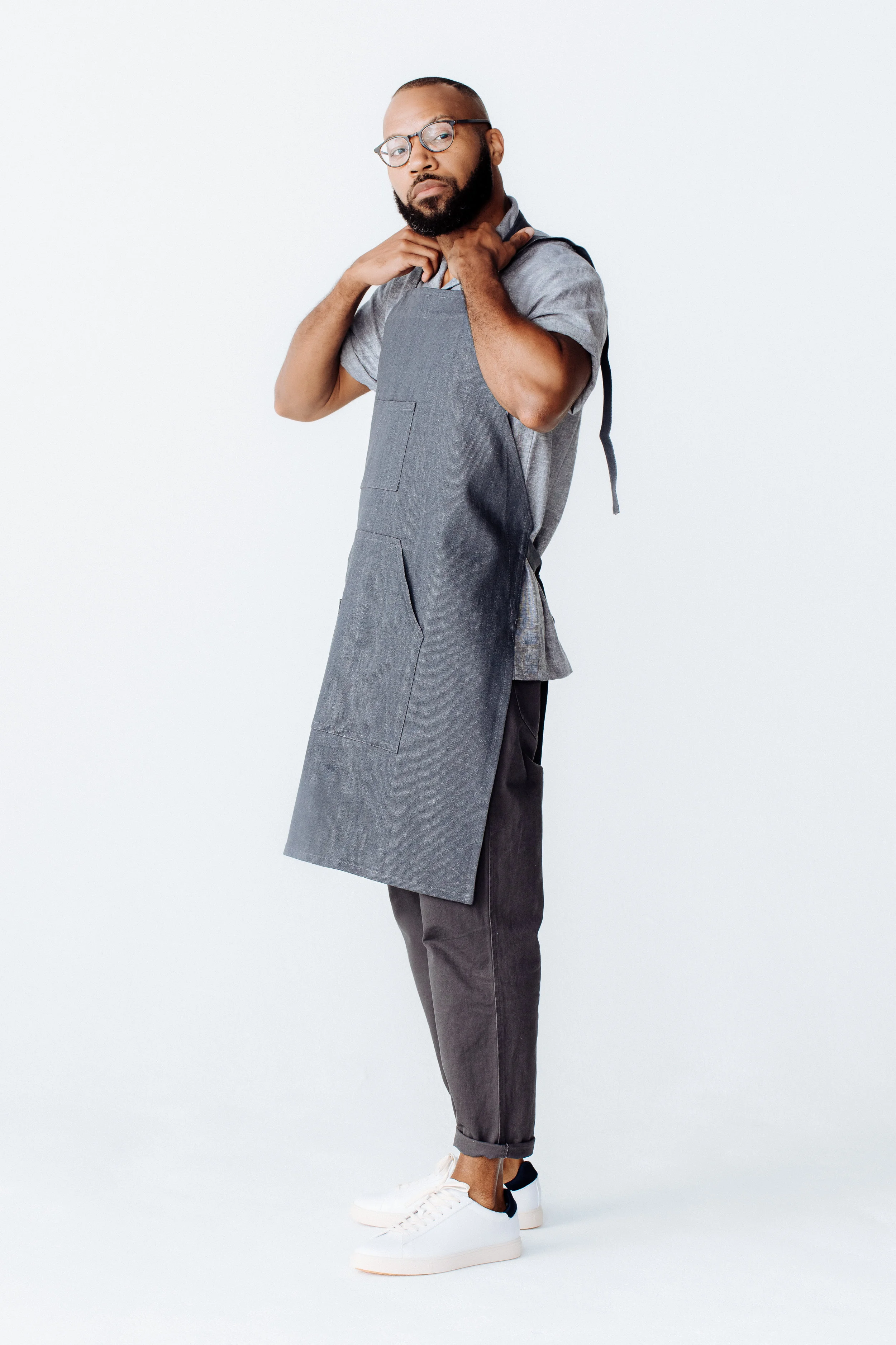 Finery Bib Apron, Buckle Straps, Server Uniform (Copy)