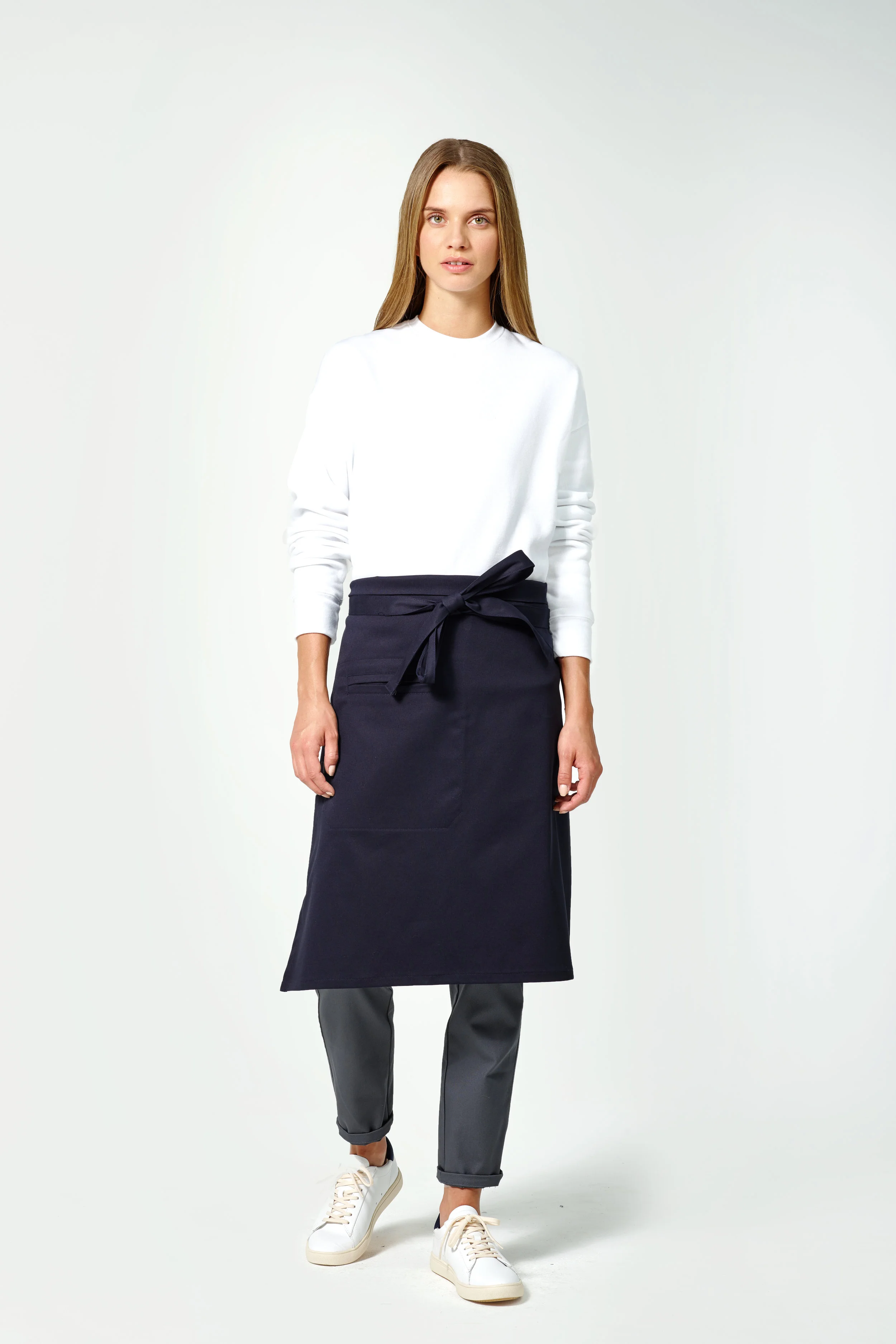 Finery Full Apron in Navy, Server Uniform (Copy)