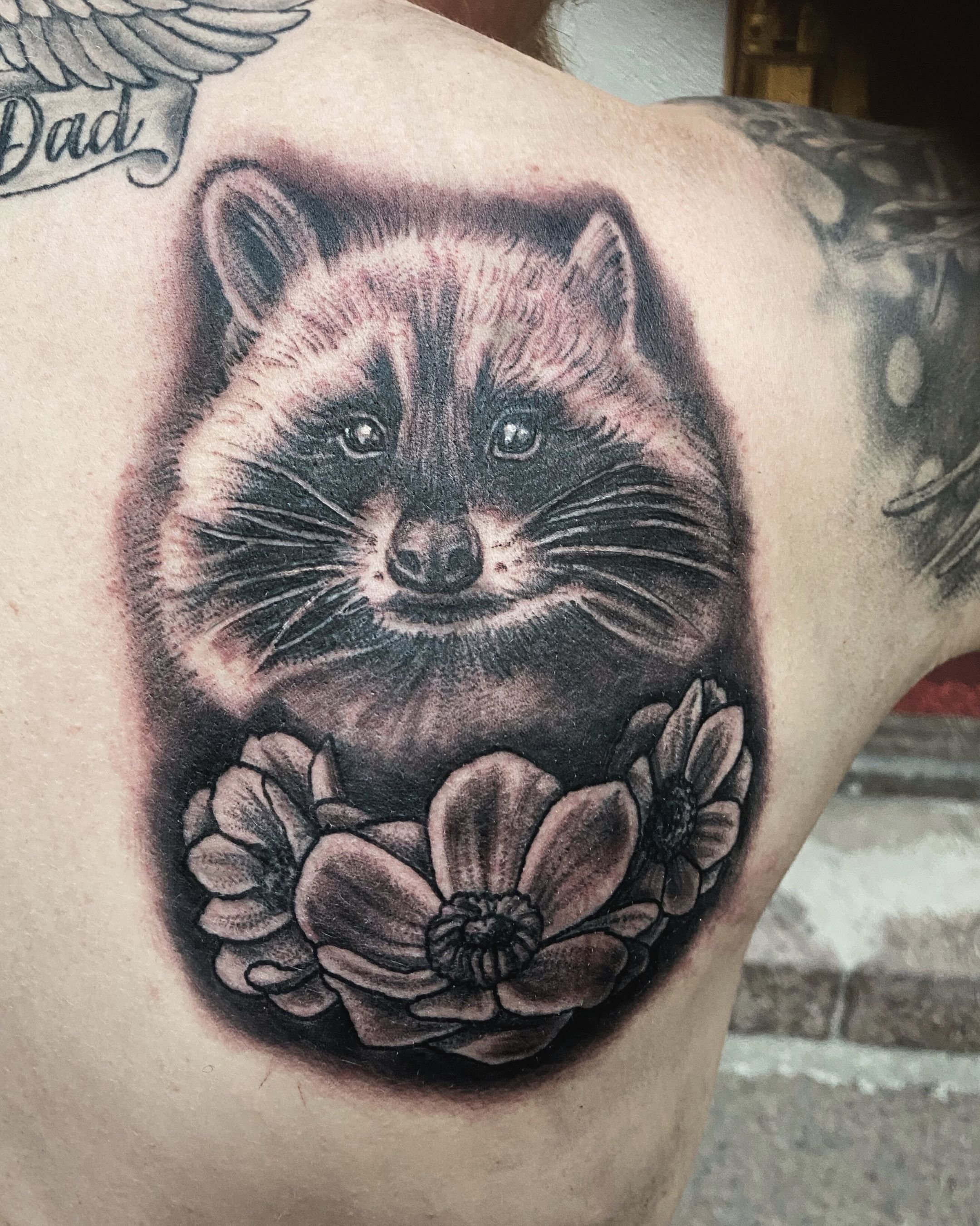 Inaratattoo pesukarhu.jpg