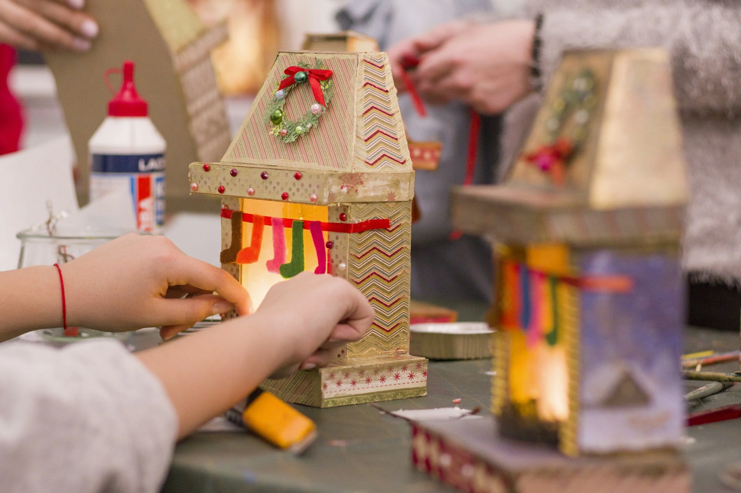 3 (Toddler-Friendly!) Holiday Crafts Children Can Actually Help With