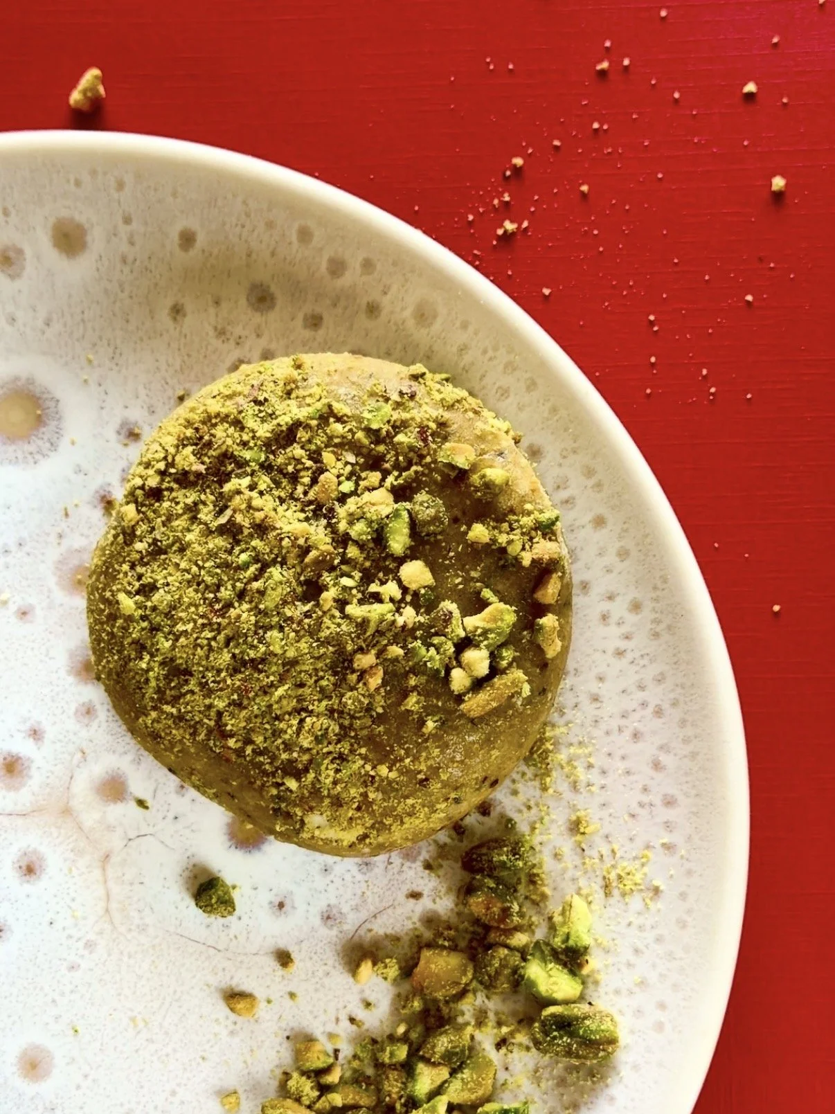 🫙 Pistachio White Chocolate - Coach Bites