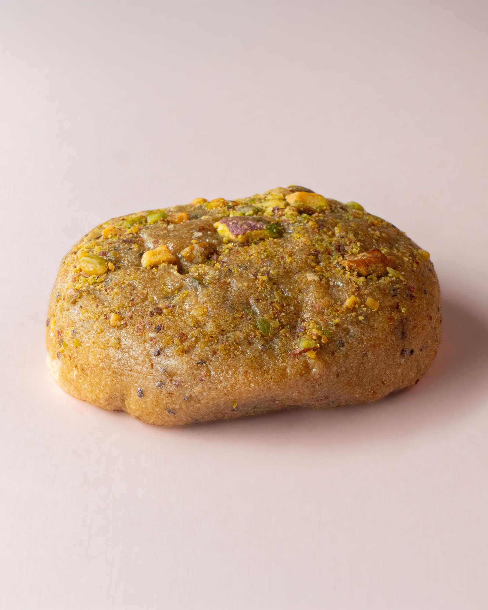Pistachio White Chocolate - Coach Bites