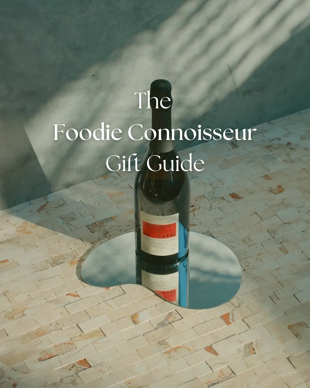 For the foodie traveler (because we all have that one friend who plans trips solely to indulge in local cuisine), these gifts are perfect for anyone who curates their adventures around restaurants, bars, and hidden gastronomic gems. While you might n