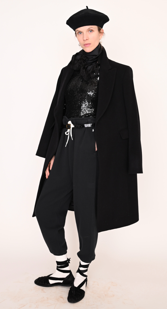 HOLIDAY 24