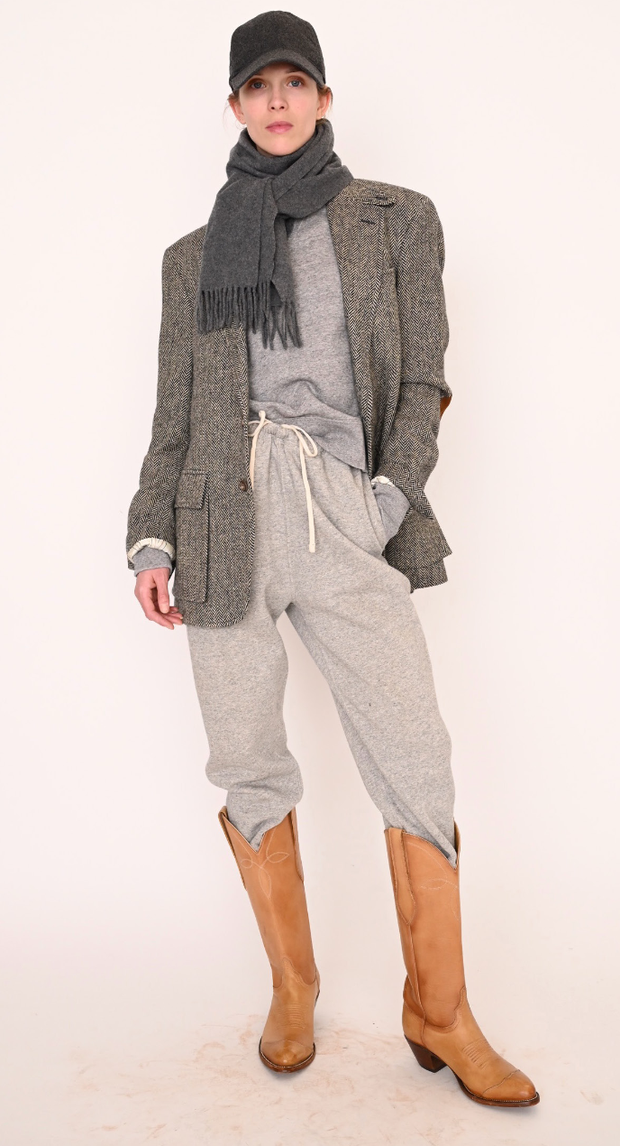 HOLIDAY 24