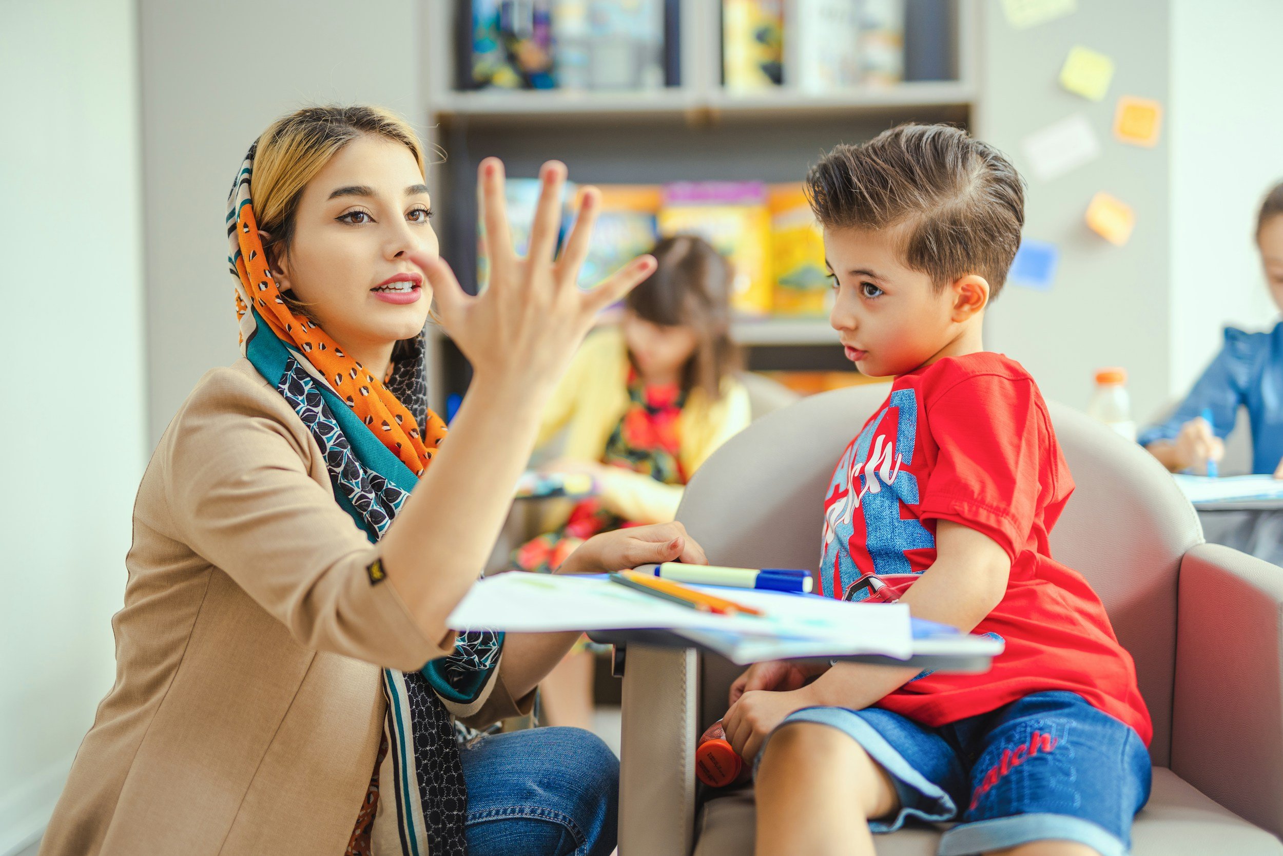 How do mini lessons enhance daily classroom instruction?