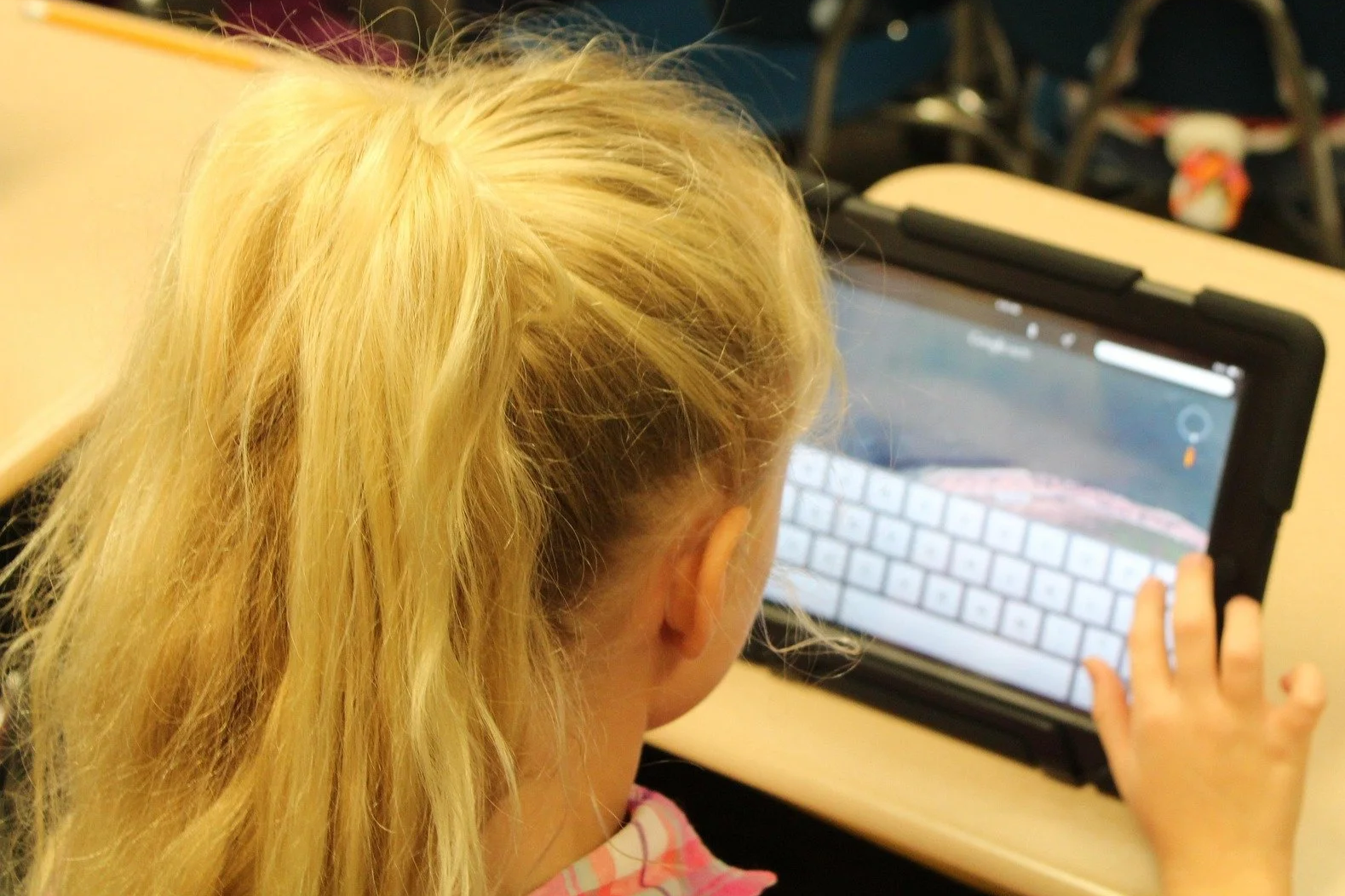 How can artificial intelligence support more personalized learning pathways for students?