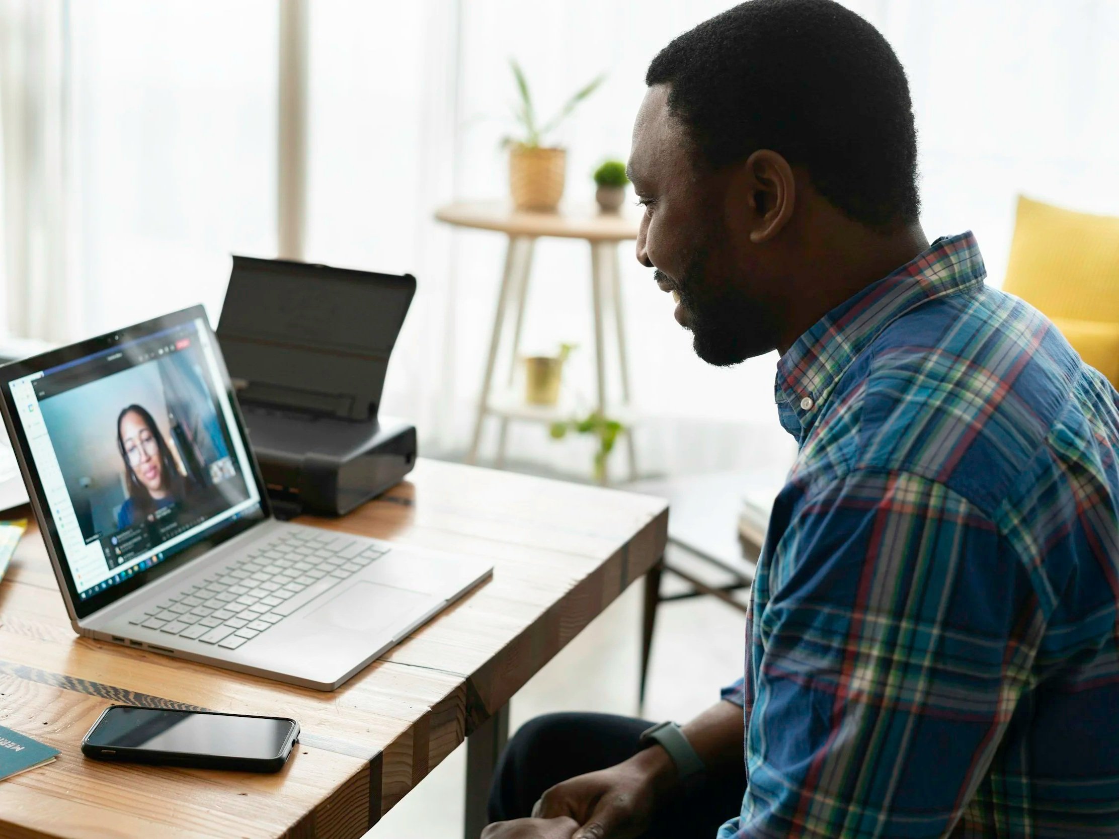 What are the best technologies for real-time communication between teachers and parents?