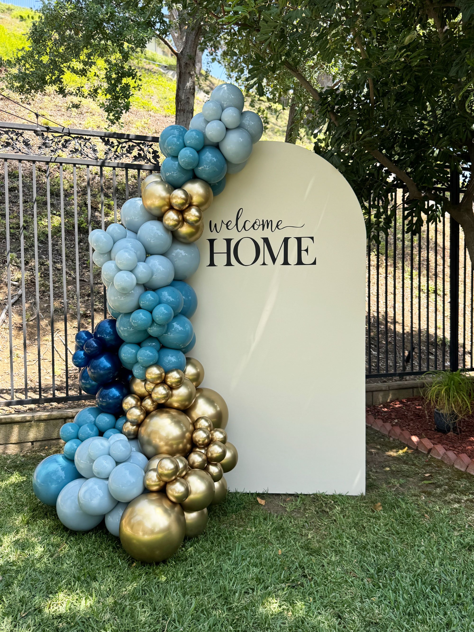 Custom balloon arch services in San Dimas, CA. Organic balloon arches for birthdays, baby showers & events. Designed & installed locally.