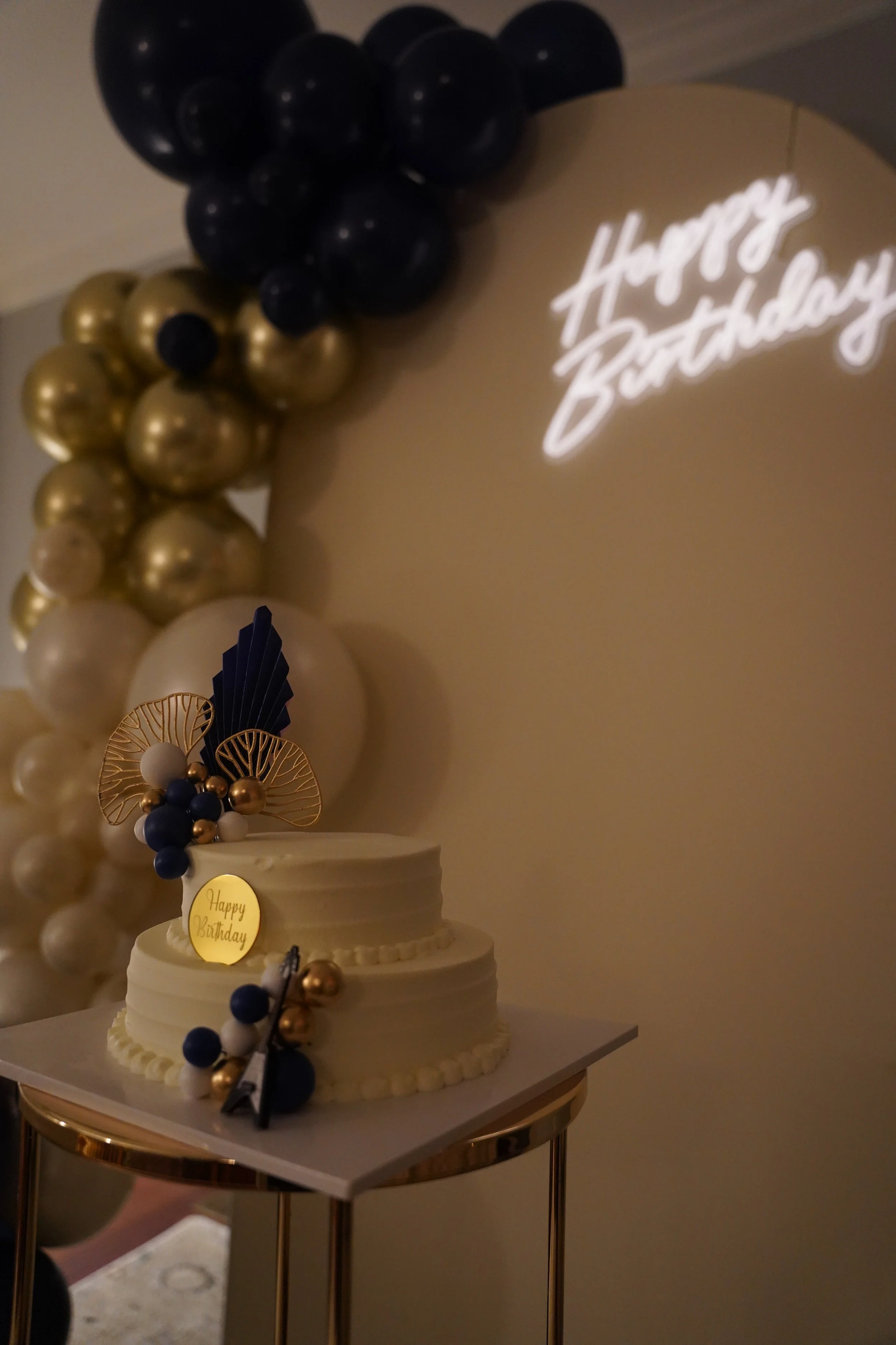 navy blue-gold-theme-birthday-party-birthday cake-guitar-classic-timeless-backdrop-balloons decoration-event-event planner-