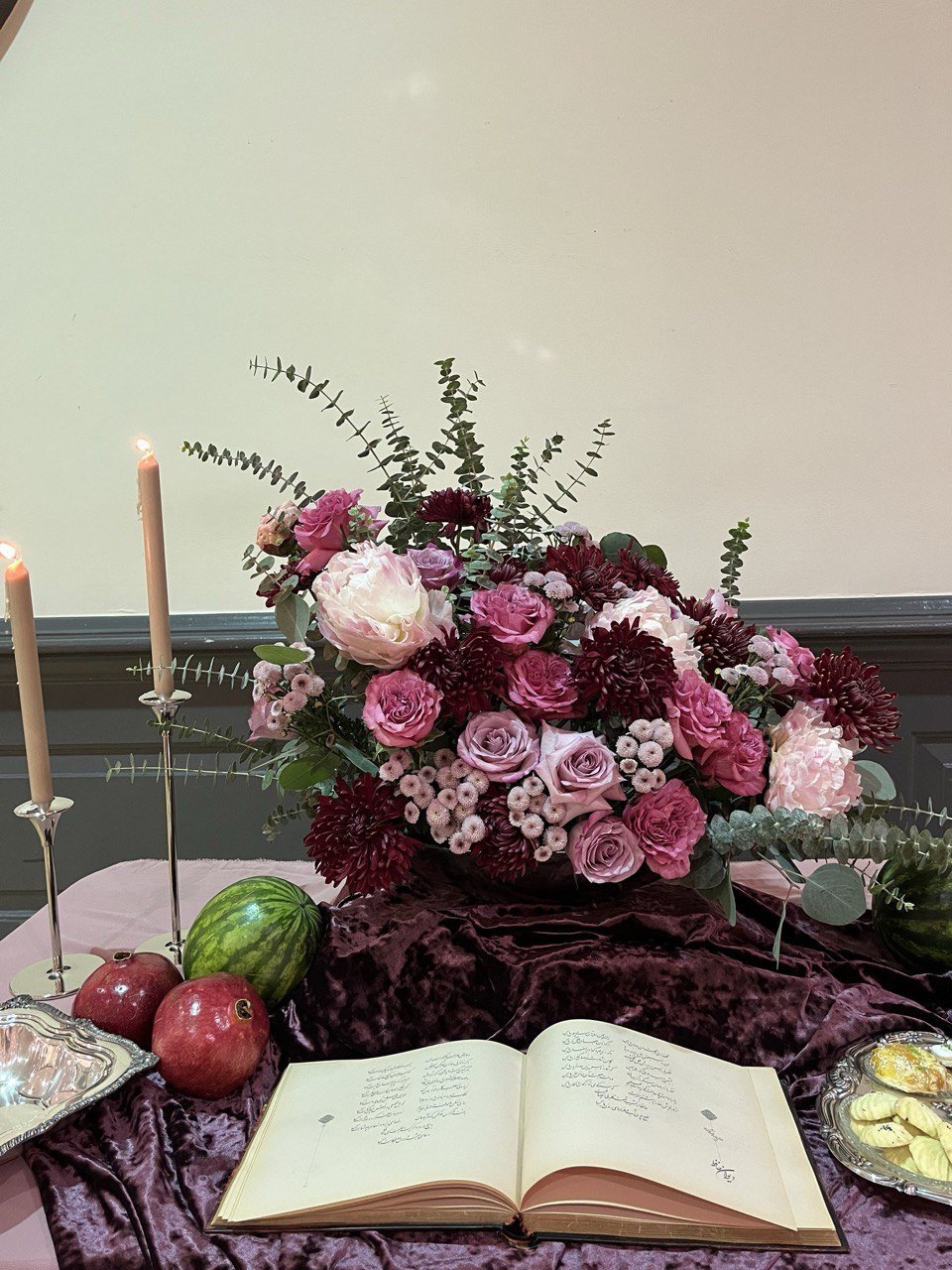 flower design-Yalda Table design-timeless design- personalized design- burgundy and purple flower-seasonal decoration