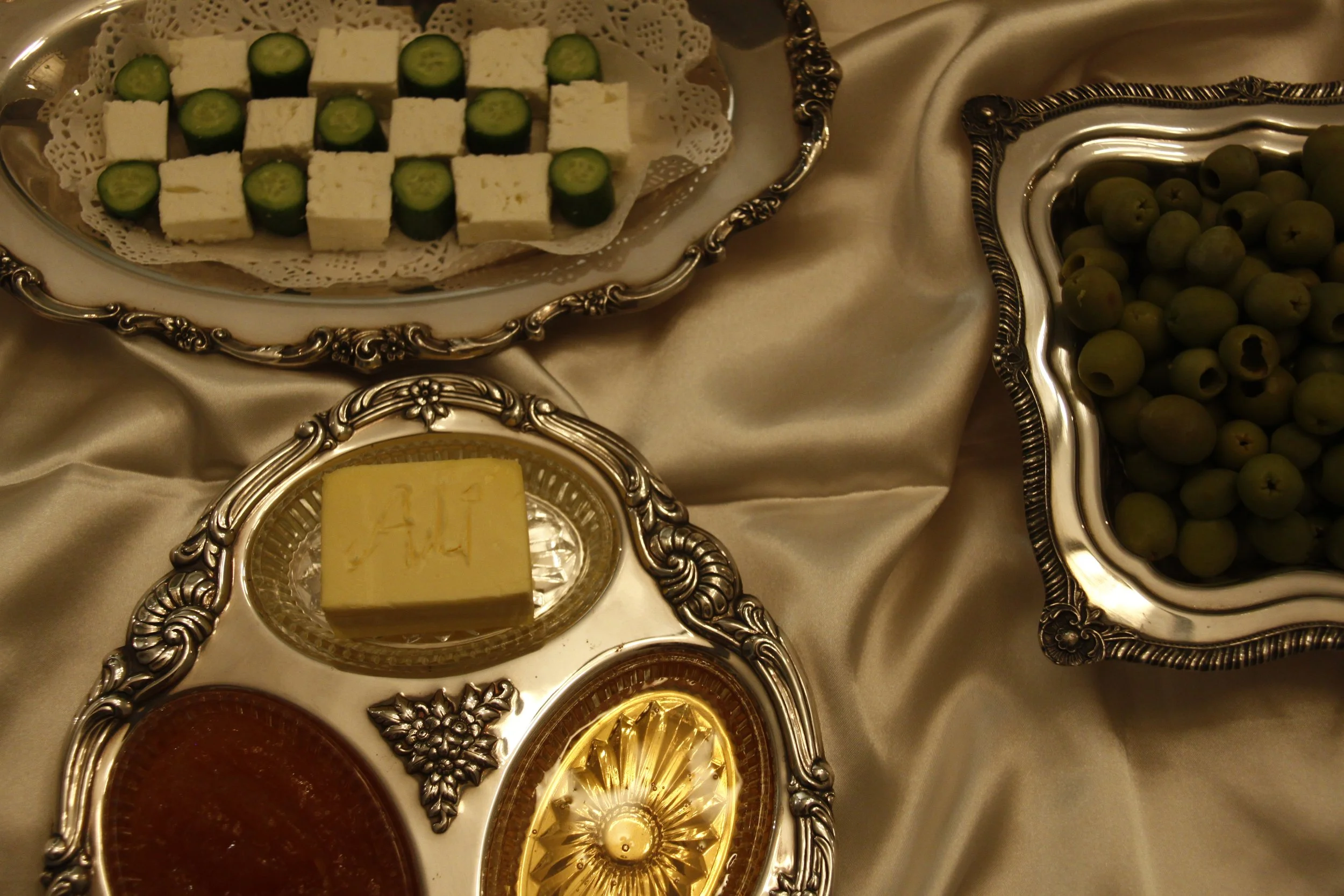 navy blue-gold-theme-birthday-party-birthday cake-guitar-classic-timeless-backdrop-balloons decoration-event-event planner-classic appetizer table design-2025appetizer table design-silver-timeless-flower design-elegant table decoration