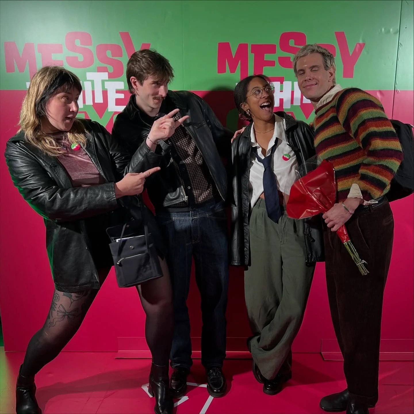 Excellent opening for @messywhitegays with an excellent crew 🫡 congrats yall! Had the time of my life learning this show over the last 6 weeks