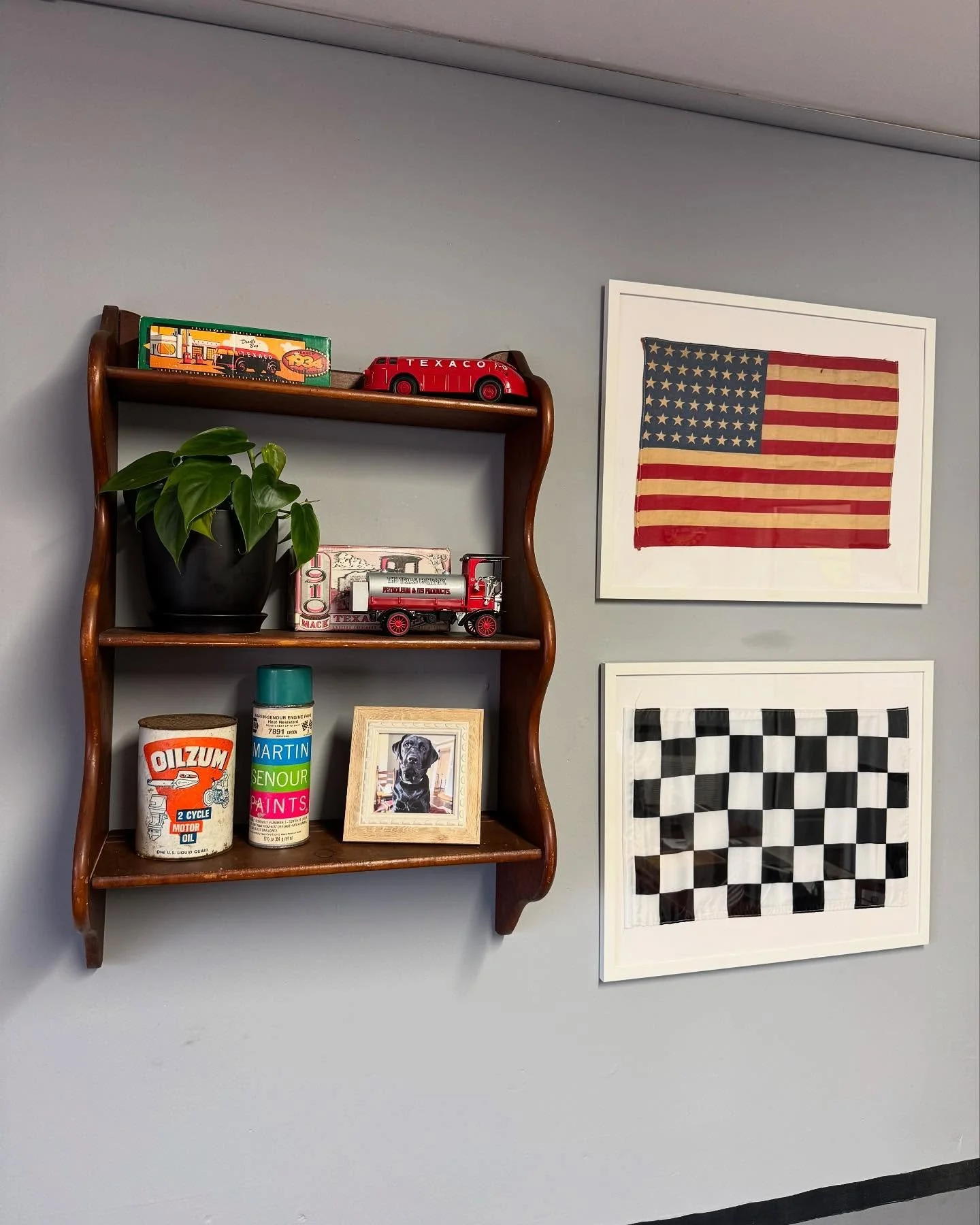Come on down and check out the new decor down at the shop! Had to sneak a picture of Rocksy in there.
•
•
• #mechanic #mechanicshop