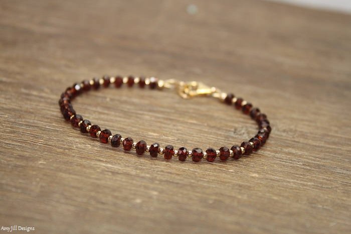 https://i.etsystatic.com/5863555/r/il/49e45b/1397722292/il_fullxfull.1397722292_mft1.jpg