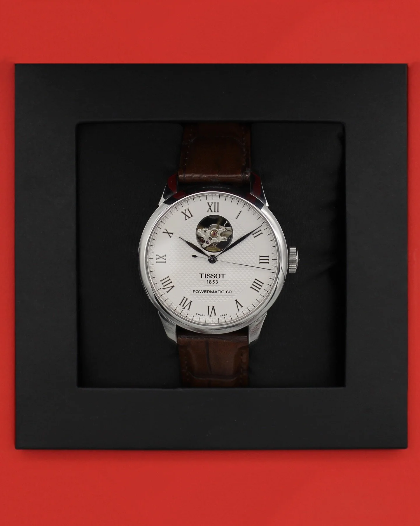 Classic elegance that doesn&rsquo;t wait around 🤍⌚✨ 

 This Tissot Le Locle Powermatic 80 Open Heart with Roman numerals dial, and beautifully framed open-heart window. Powered by the Powermatic 80 automatic movement, offering an impressive 80-hour 