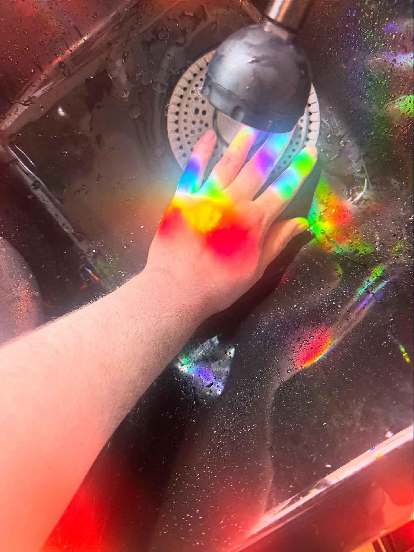 POV: washing your hair with rainbows 🌈💧🌈💧🌈