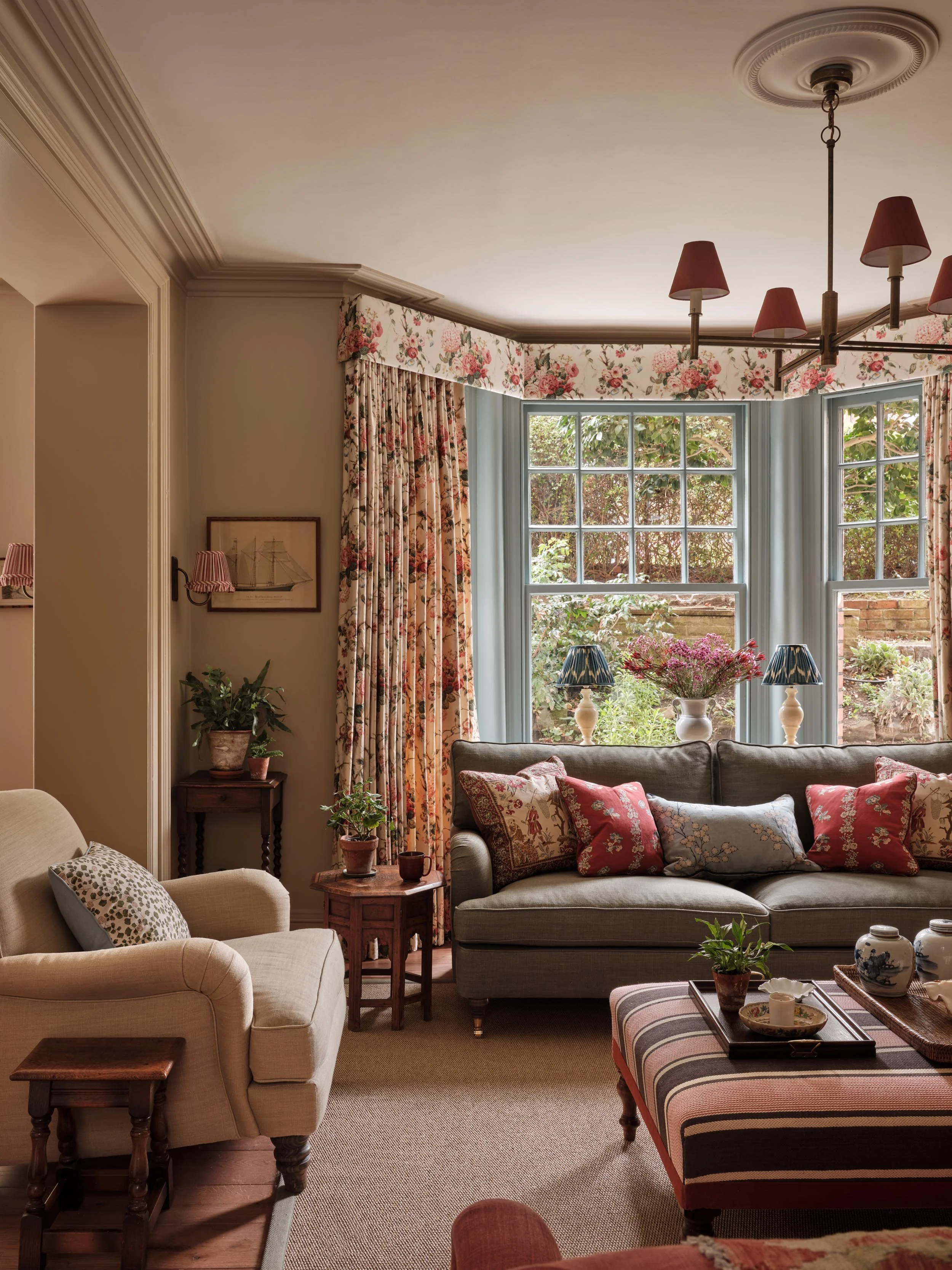 251014_UNS HOBBS_PUTNEY_Lowres_004.jpg