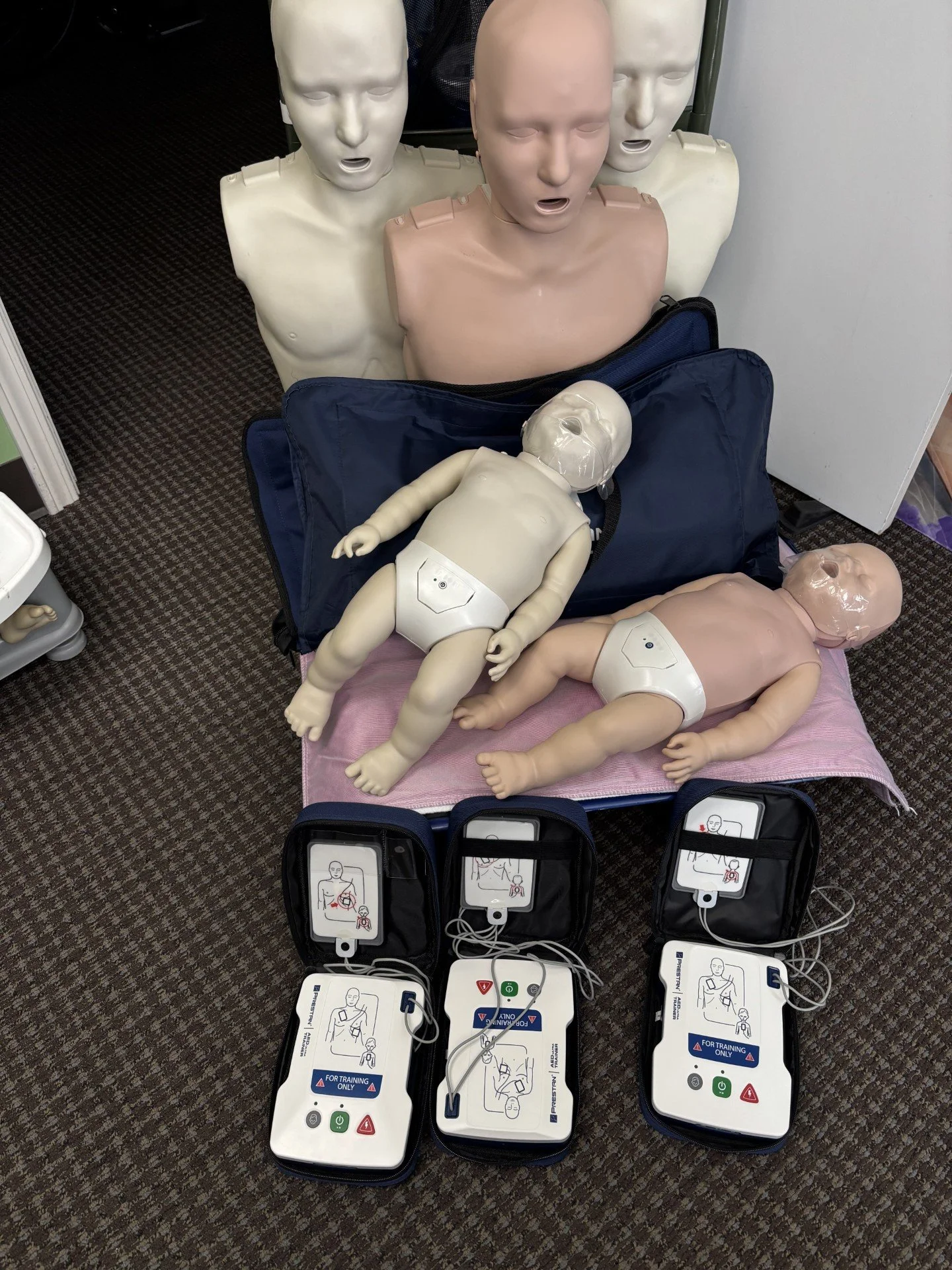 manikin.jfif
