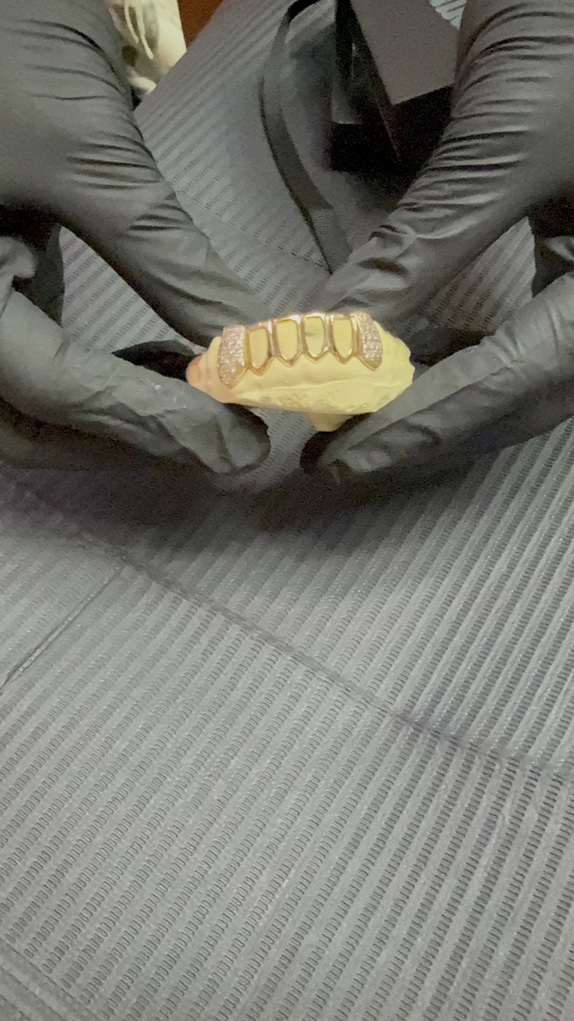 6pc 10k gold grillz with moissanite diamonds