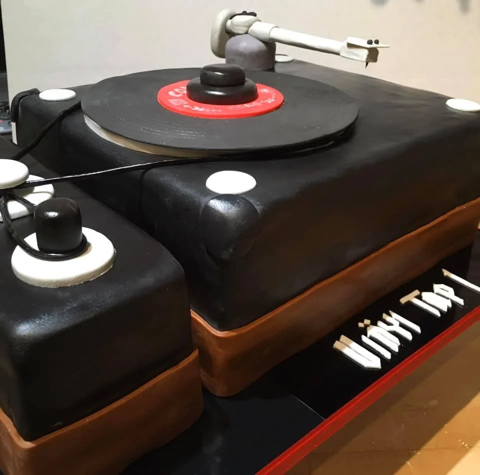 MTF spinal Tap cake 01.jpg