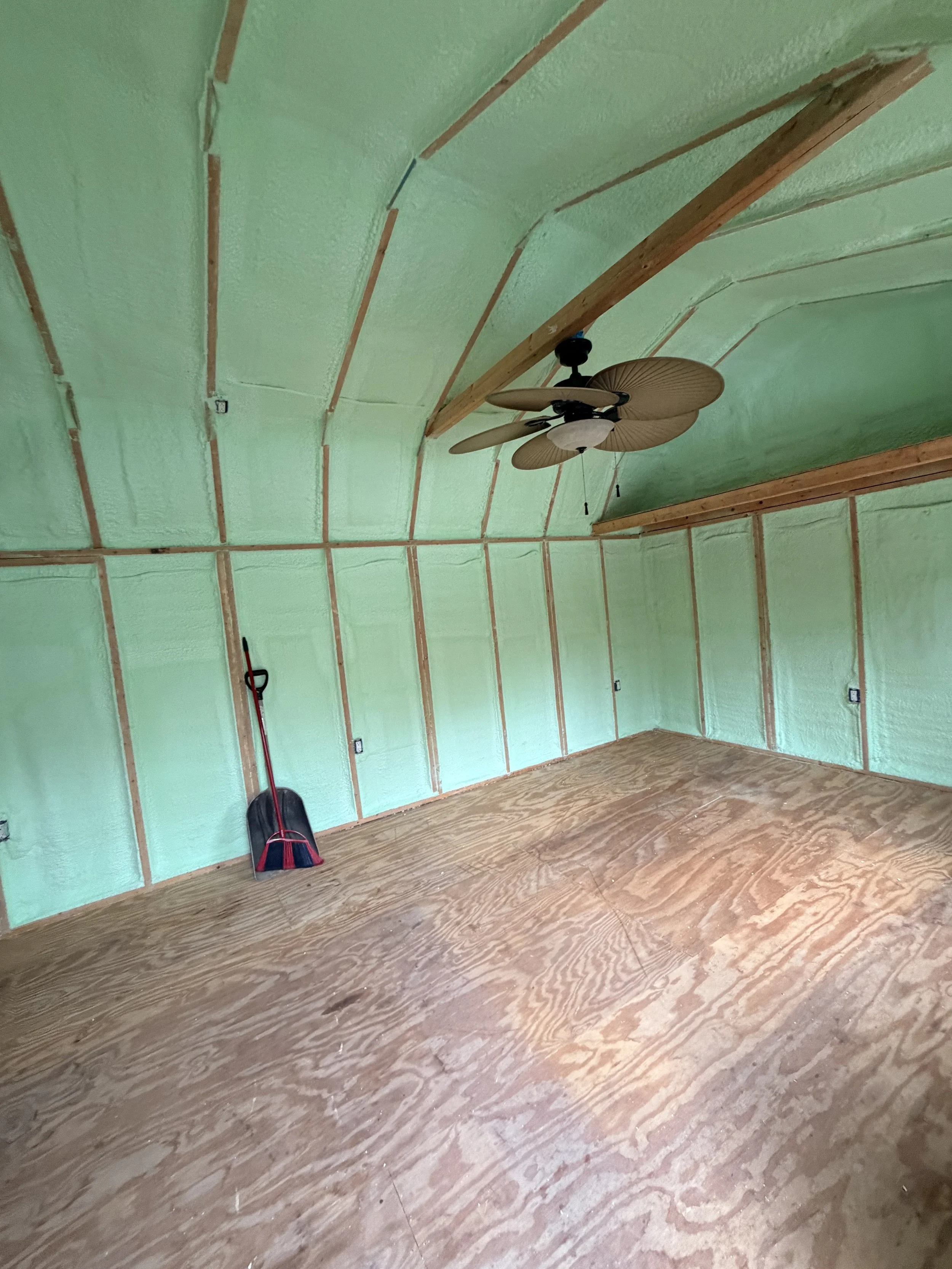 Closed cell spray foam