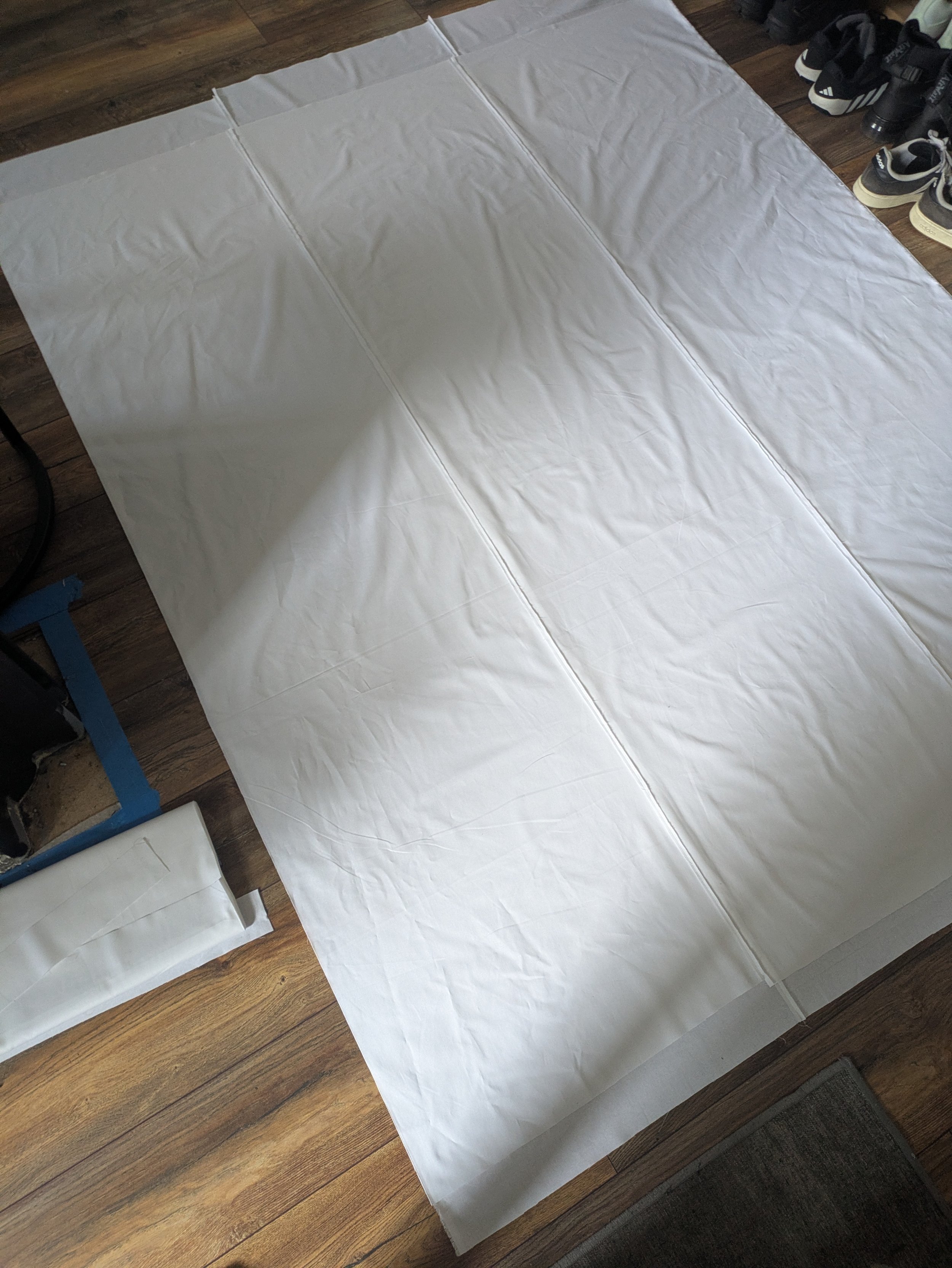Due to the size of this piece both the backing fabric and the mid layer had to be pieced to size.