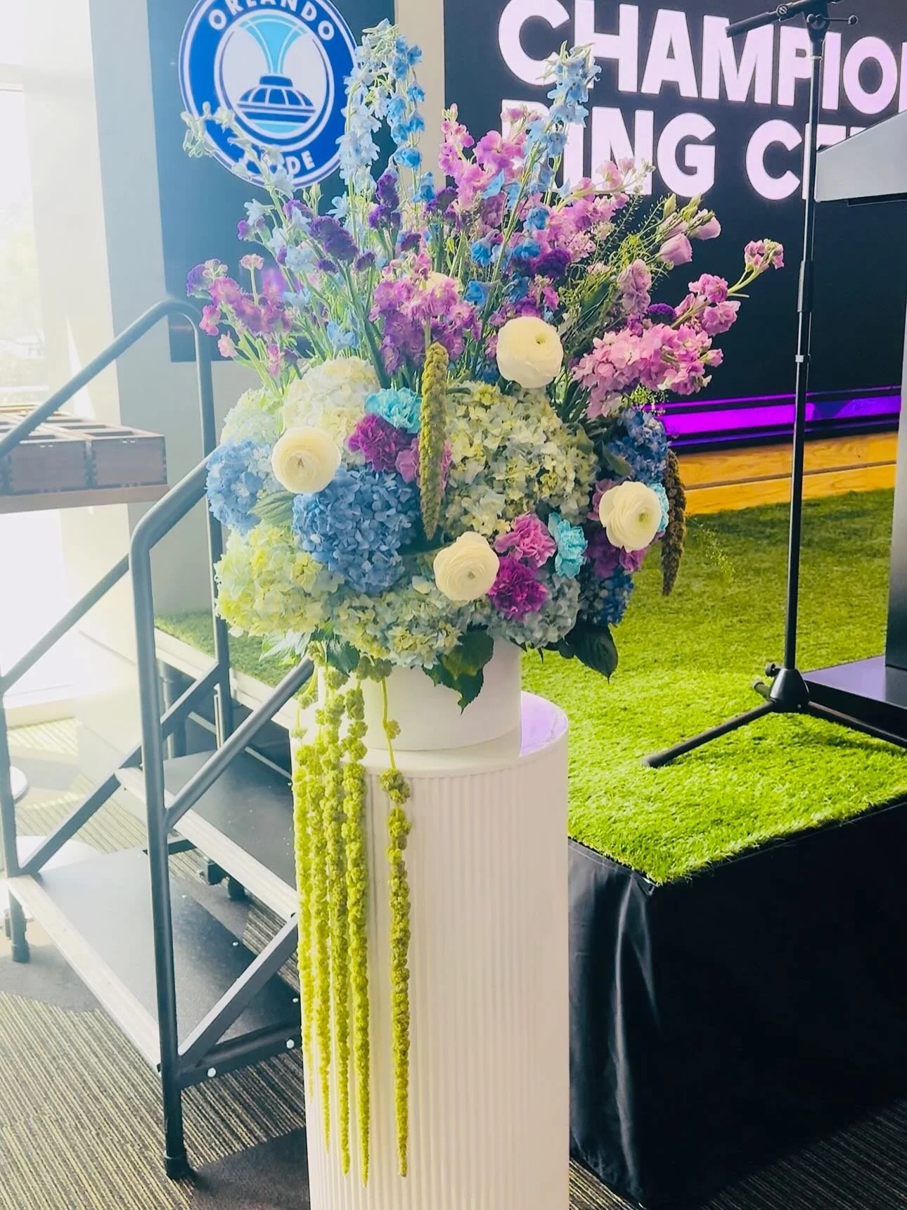 Watch video in bio! 
An honor to provide the florals for the Orlando Pride&rsquo;s NWSL Championship Ring Ceremony! 💜⚽️🌸 Congratulations to the Pride on this incredible achievement &mdash; celebrating history, excellence, and the power of women in 