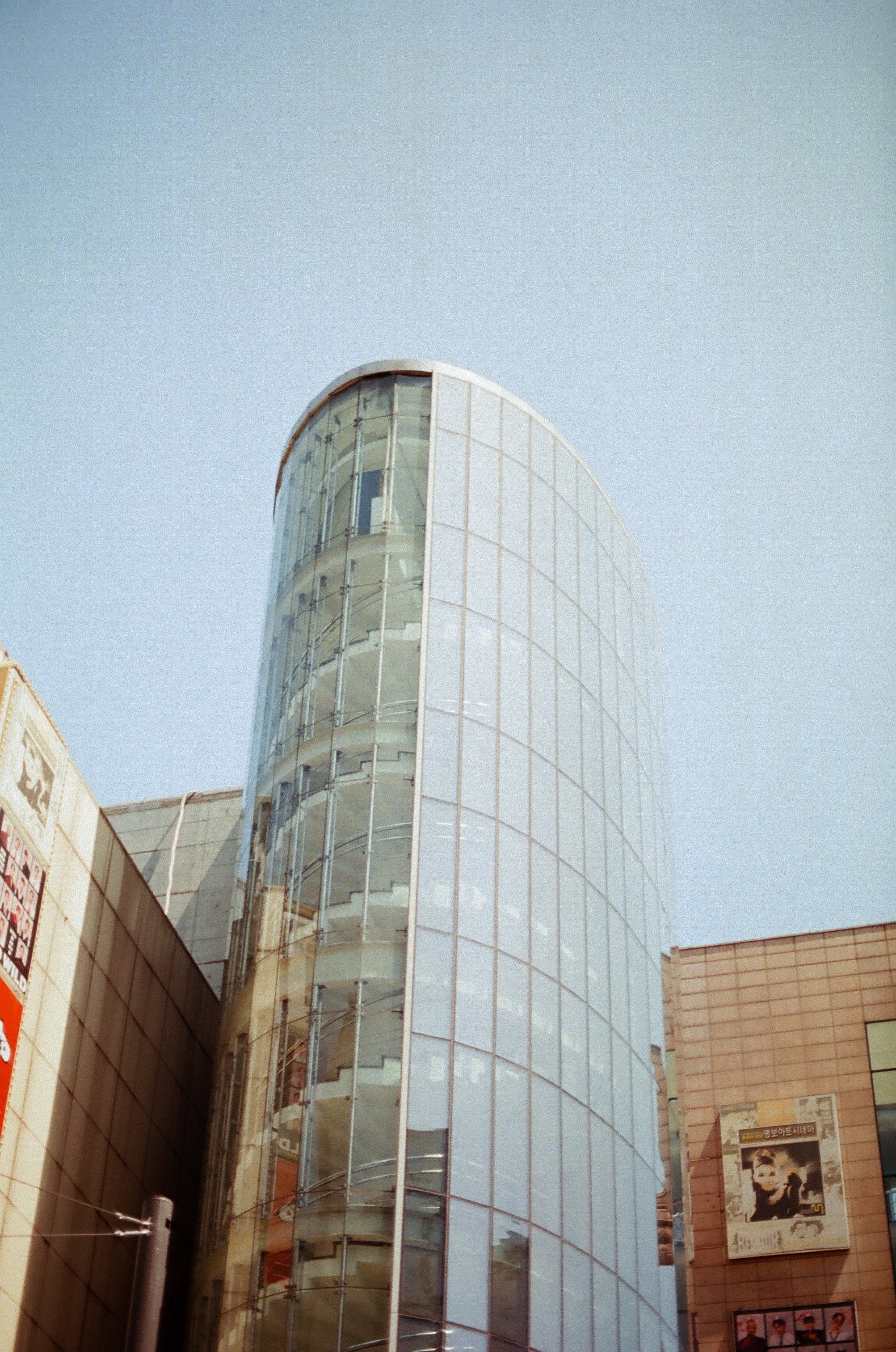 2025.04.21.ektar.100-20.jpg