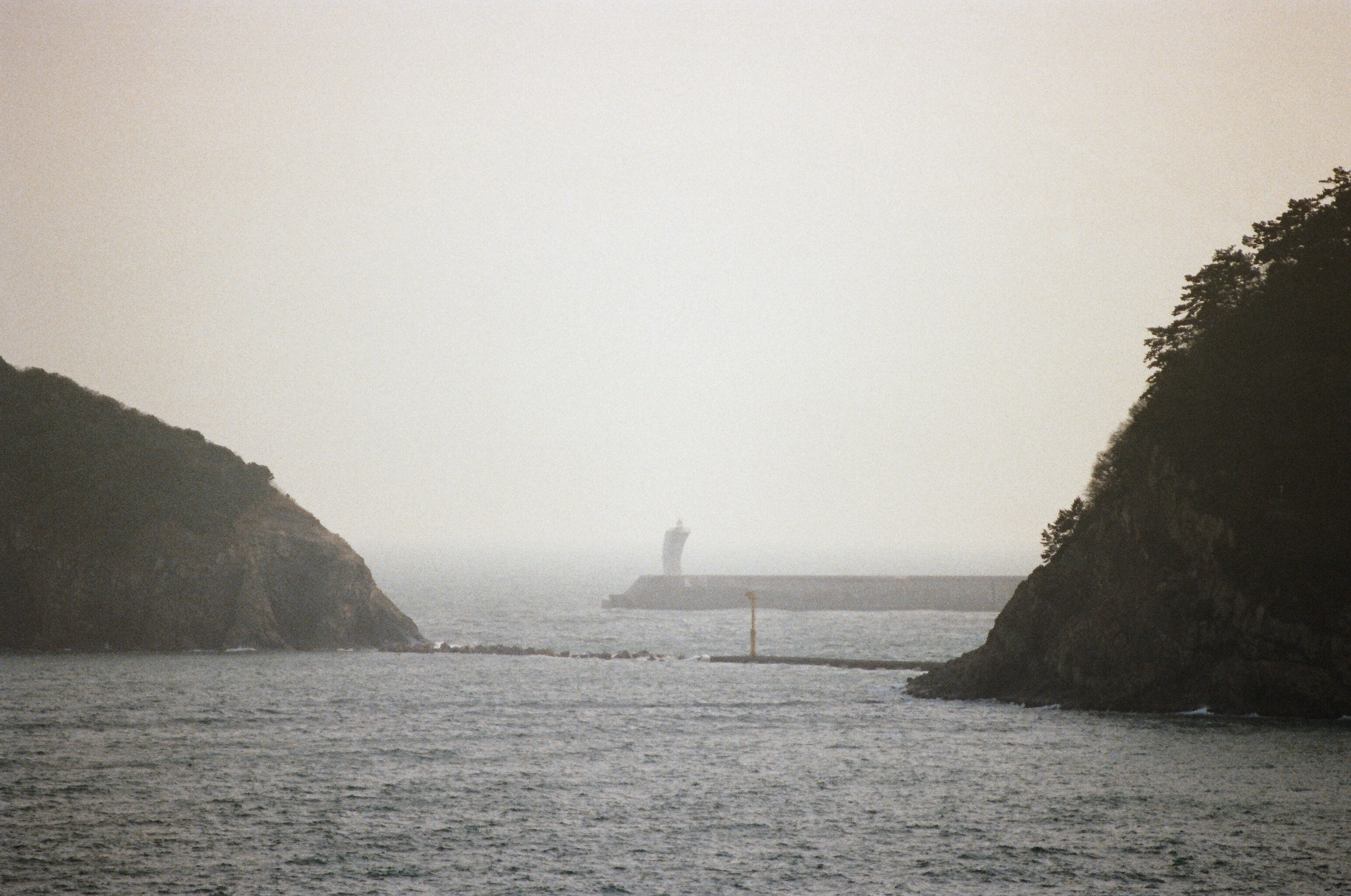 busan cable cars daytime-34.png