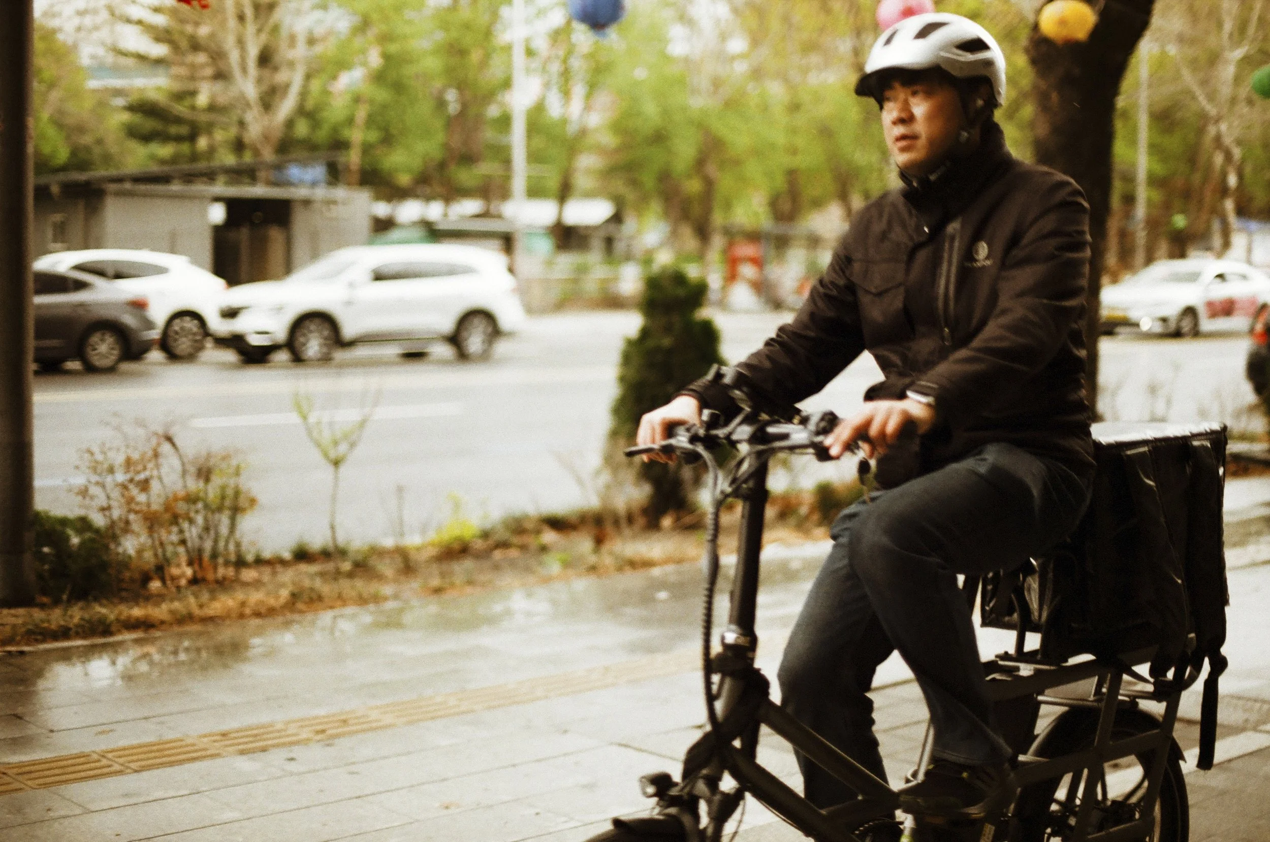 Expired Fuji 100 (shot at 25)