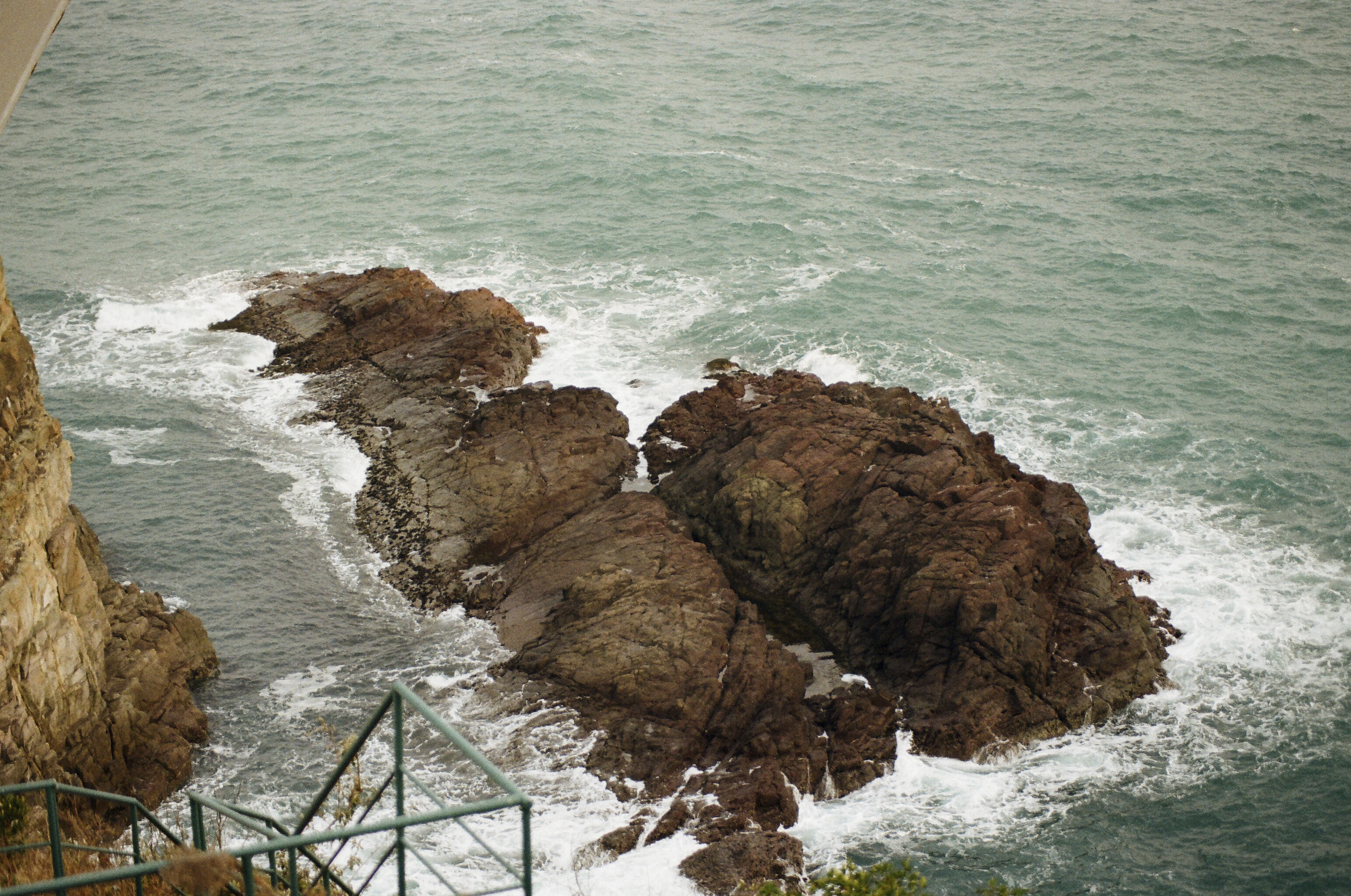 busan cable cars daytime-45.png