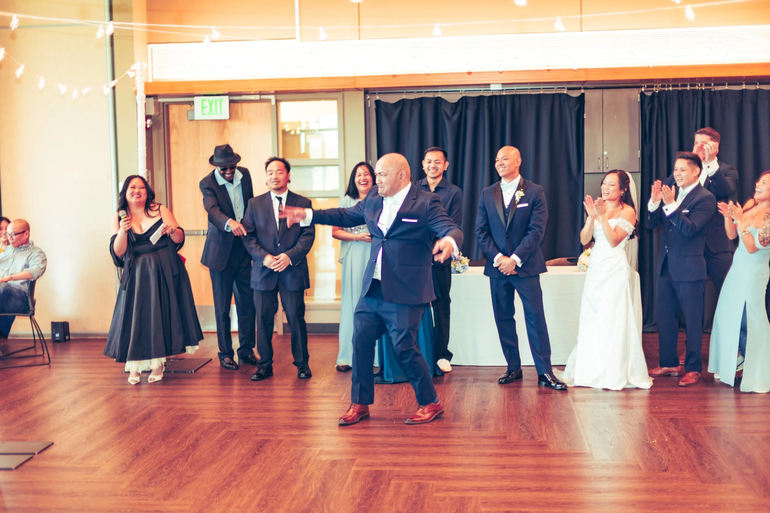 A and T wedding blue-39.jpg