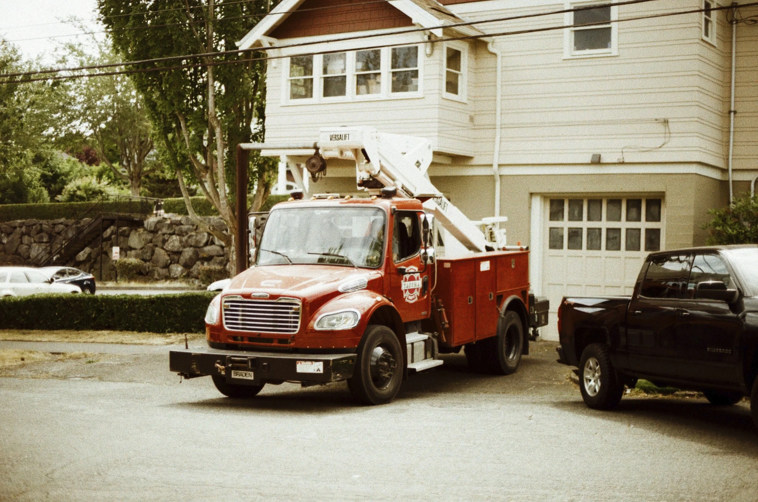 Expired Fuji 100 (shot at 25) pushed 1 stop