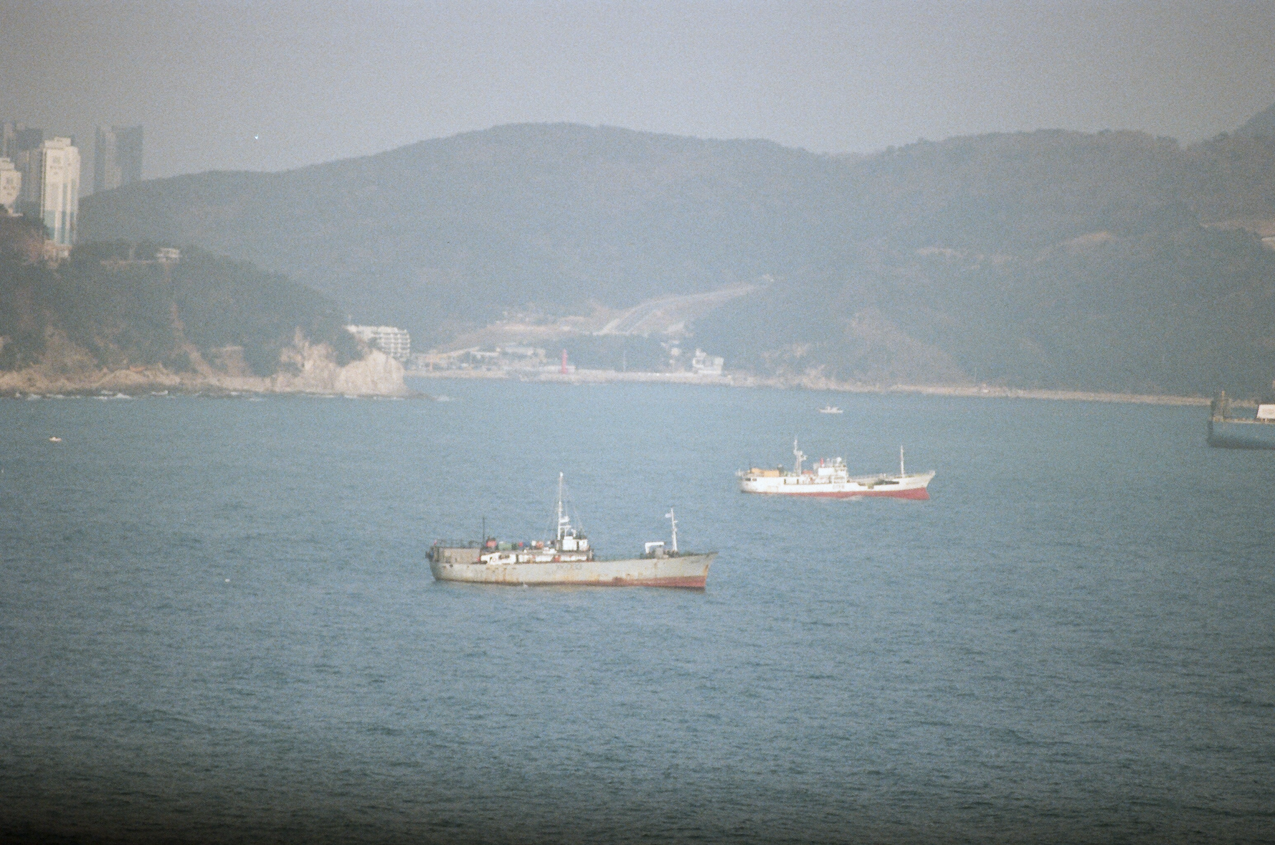 busan cable cars daytime-55.png