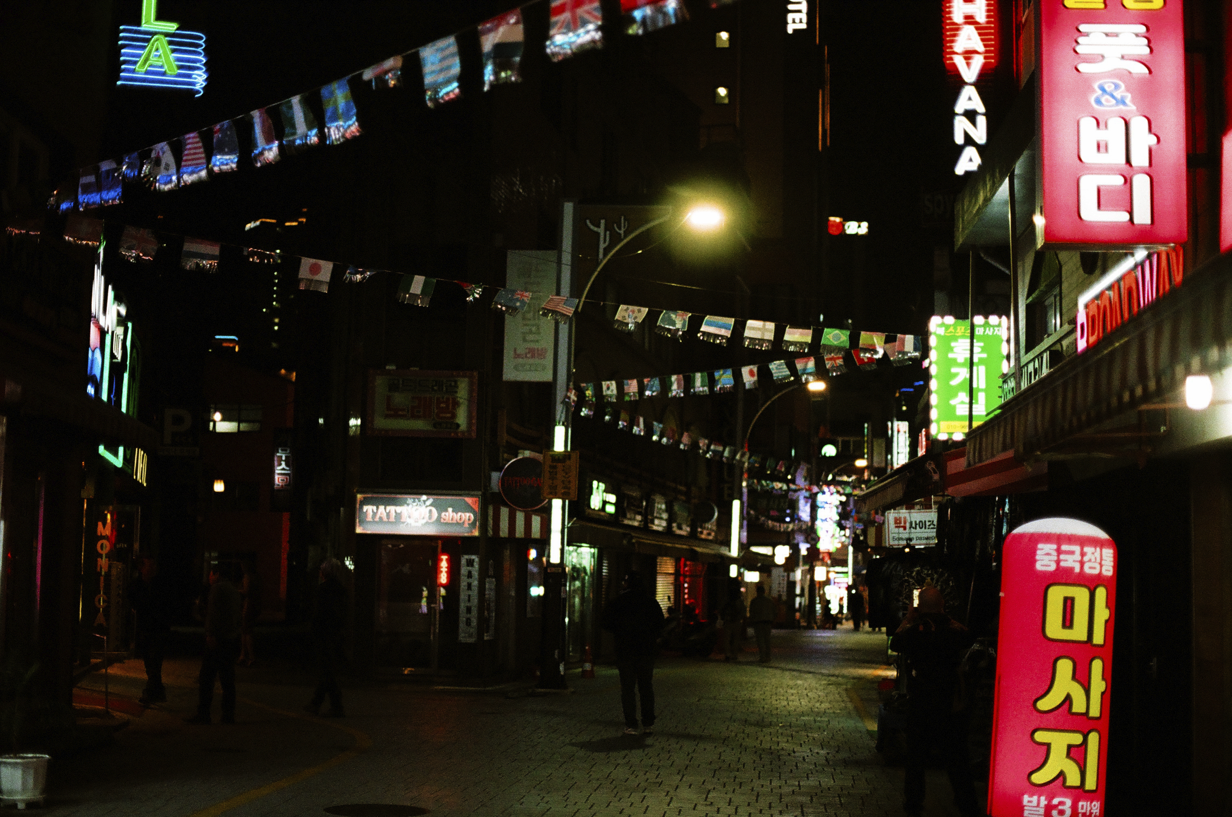 Busan at night 06