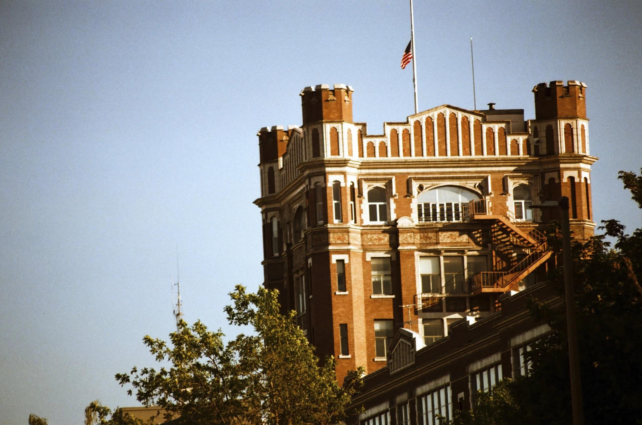 Expired Fuji 100 (shot at 25) 