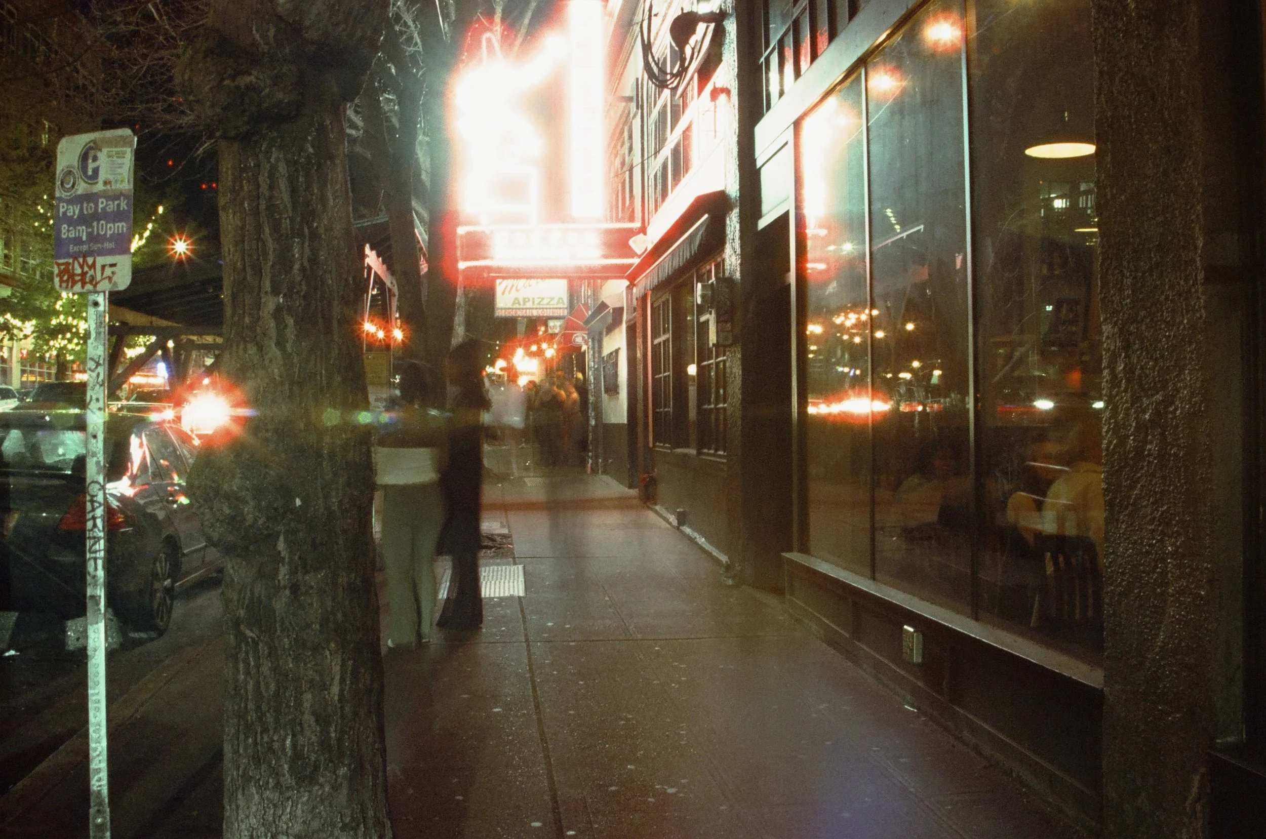 2024.04.20.cinestill.800.t-19.jpeg