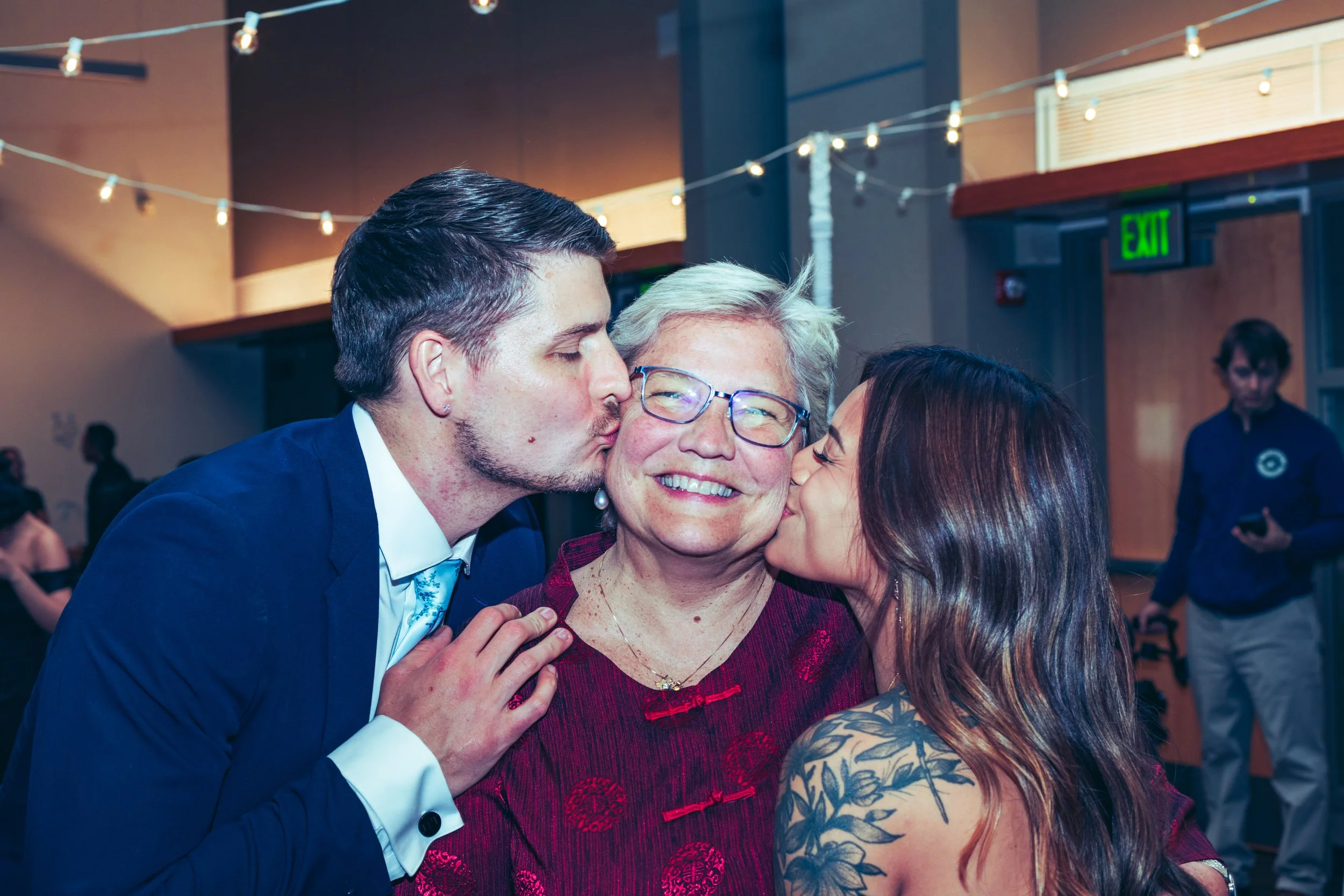 A and T wedding blue-46.jpg