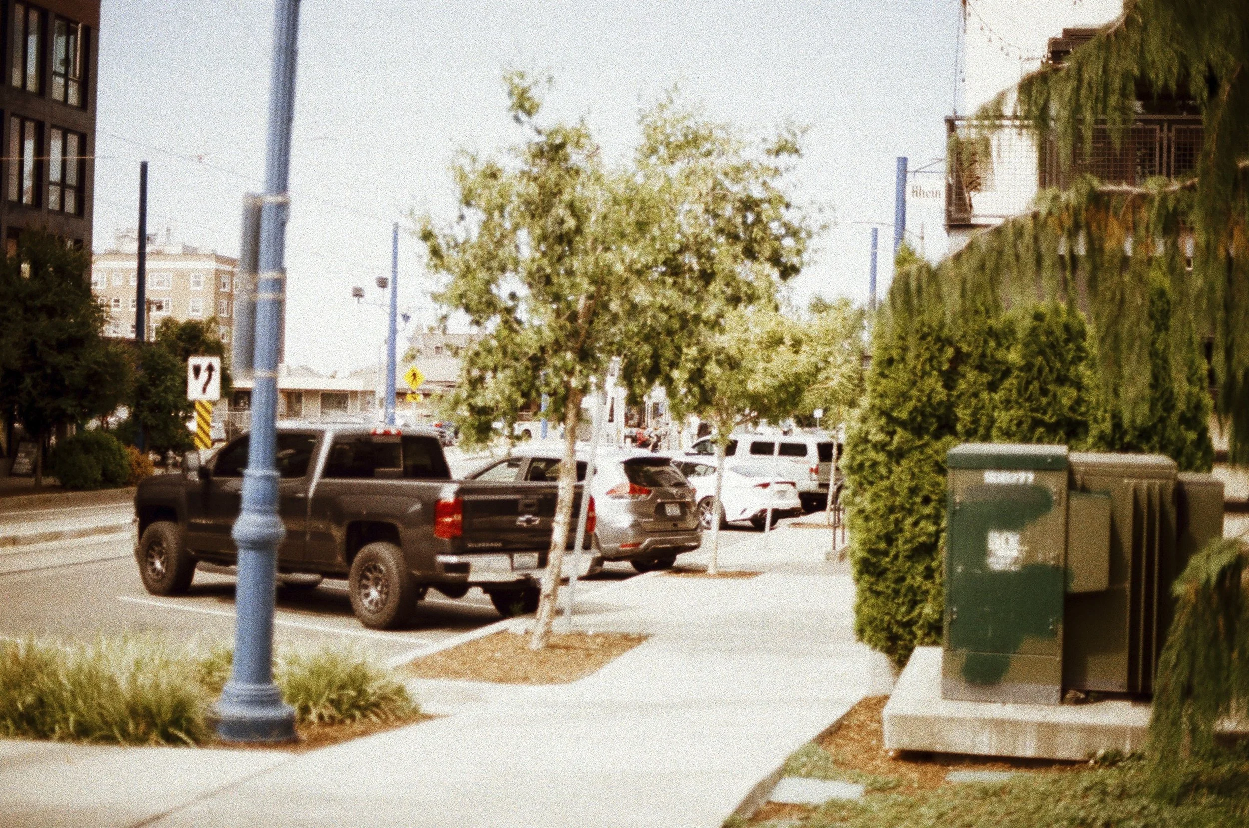 Expired Fuji 100 (shot at 25) pushed 1 stop