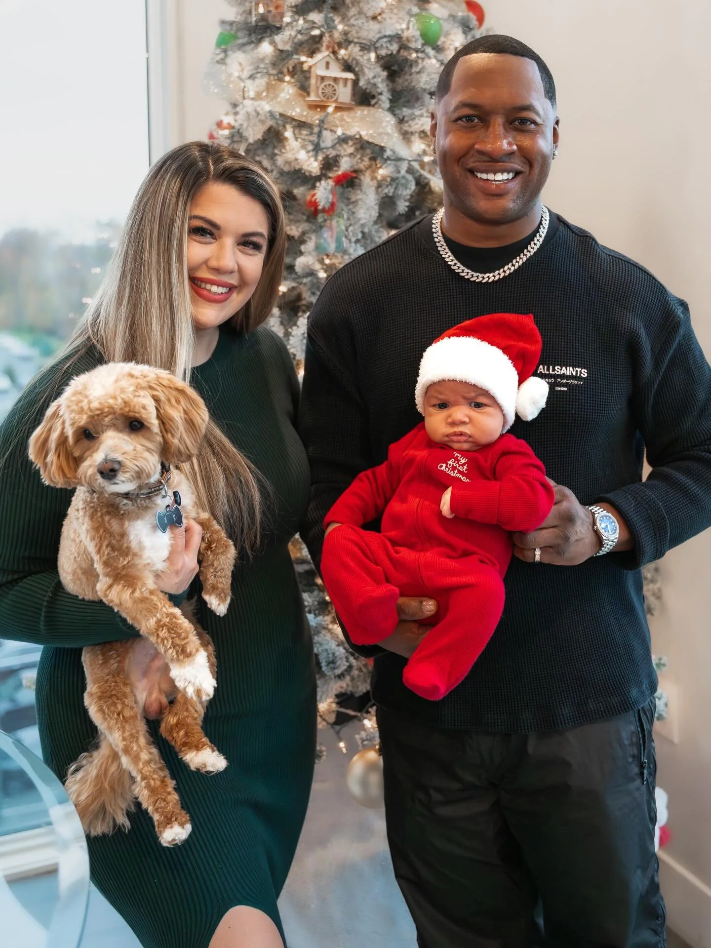 Baby&rsquo;s first Christmas &hearts;️💚