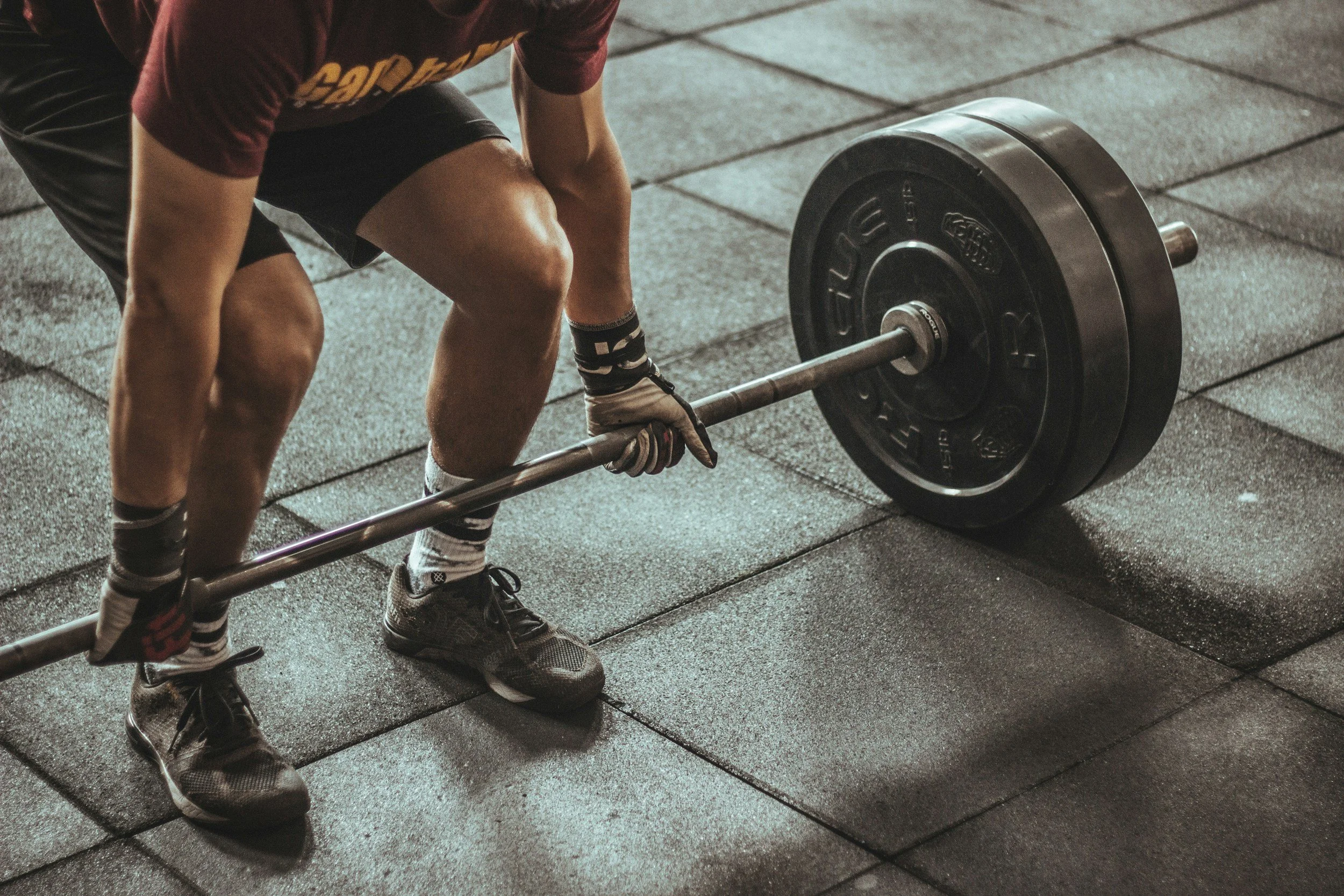 The Way You Bend and Lift Could Be Quietly Damaging Your Discs
