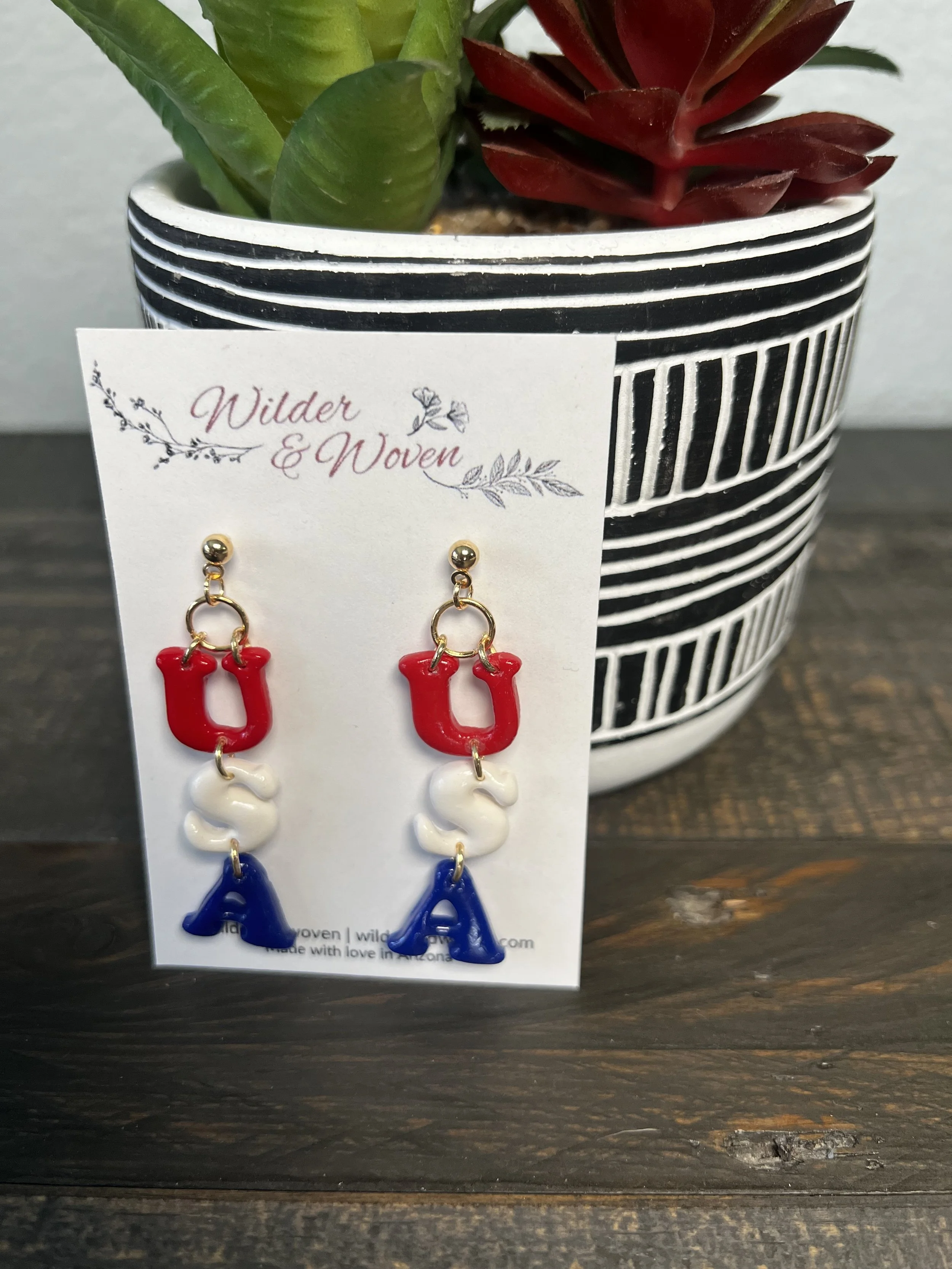 USA Letter Dangles