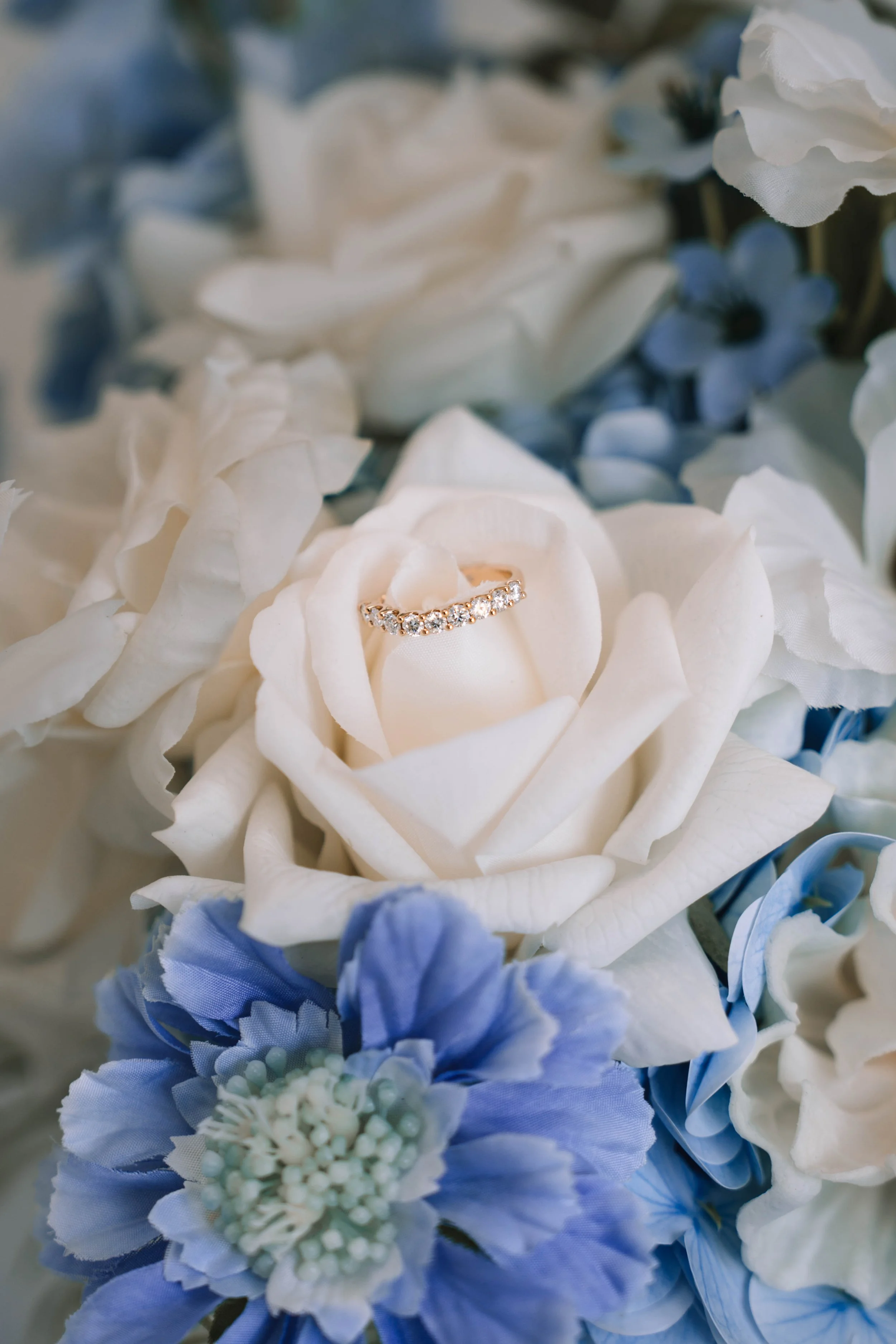 James and Christie (@claudia.with.love)-5.jpg