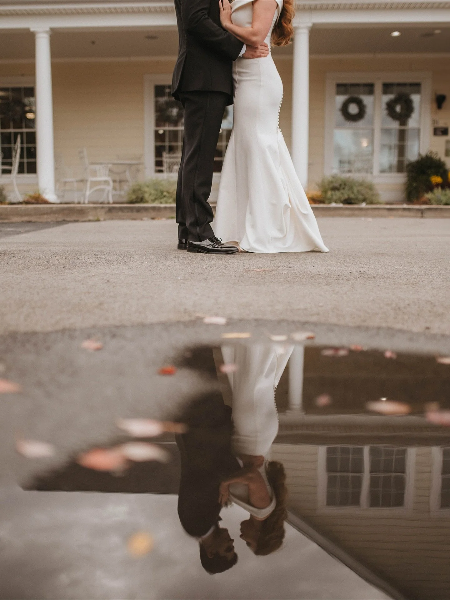 Still obsessing over this day.... 🥹

fall wedding twelve oaks mansion pittsburgh
twelve oaks mansion wedding photographer
pittsburgh fall wedding inspiration
romantic autumn wedding twelve oaks mansion
fall wedding colors pittsburgh pa
twelve oaks m