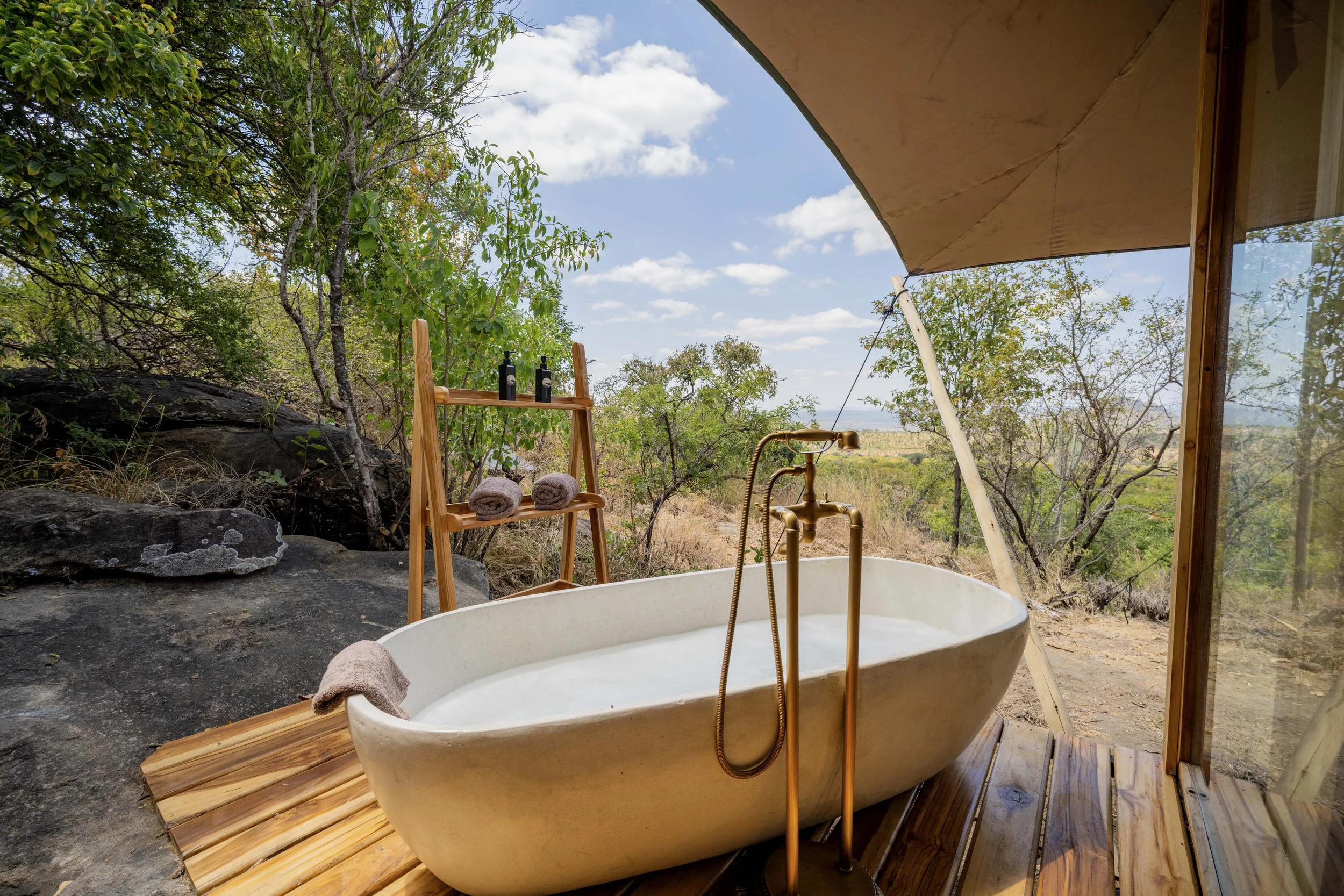 26 Private Outdoor Bath with views of the landscape.jpg